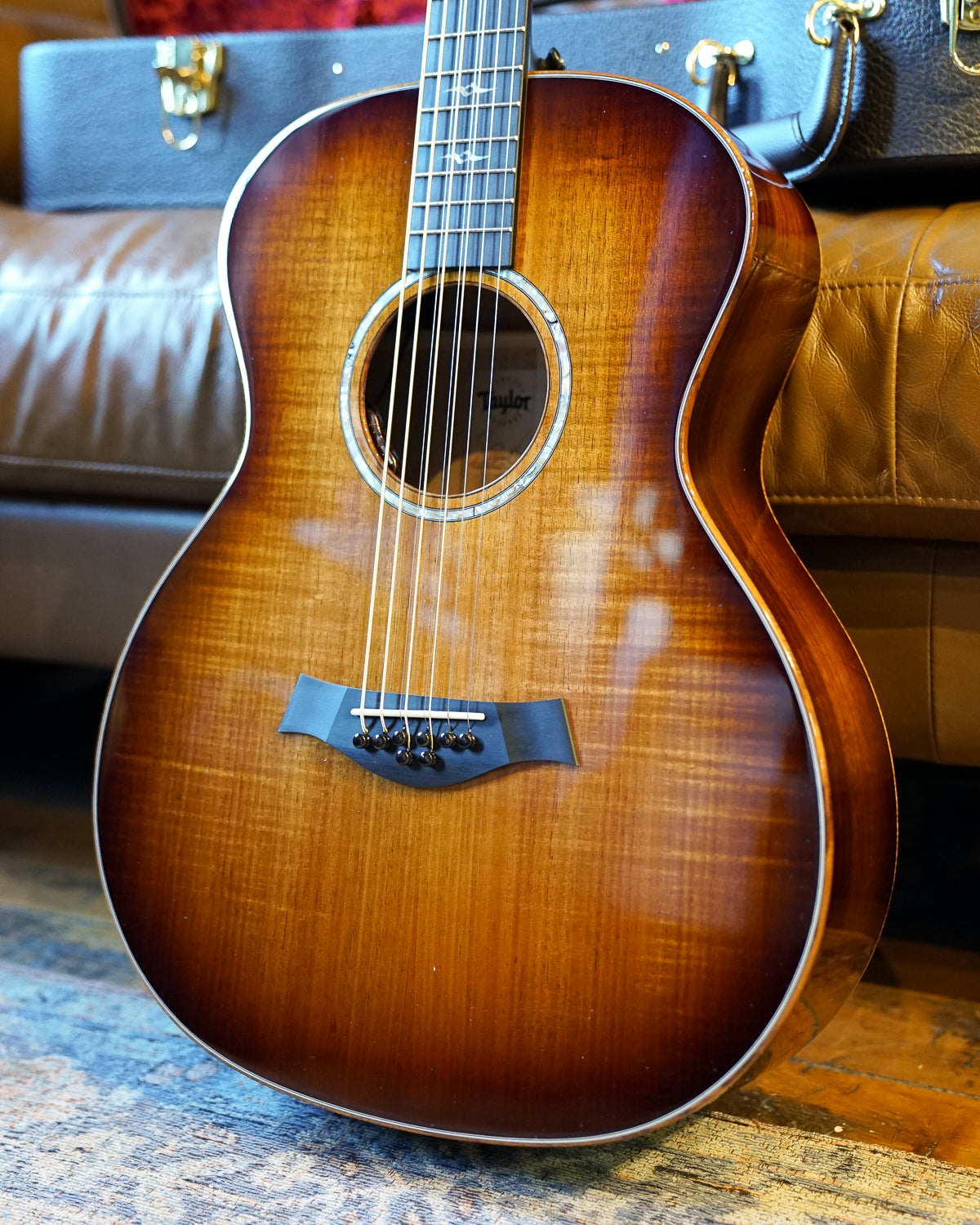 Taylor C24E B5044 Baritone-8, Custom GA, Blkwood T/B/S, Custom, LR Baggs Element VTC