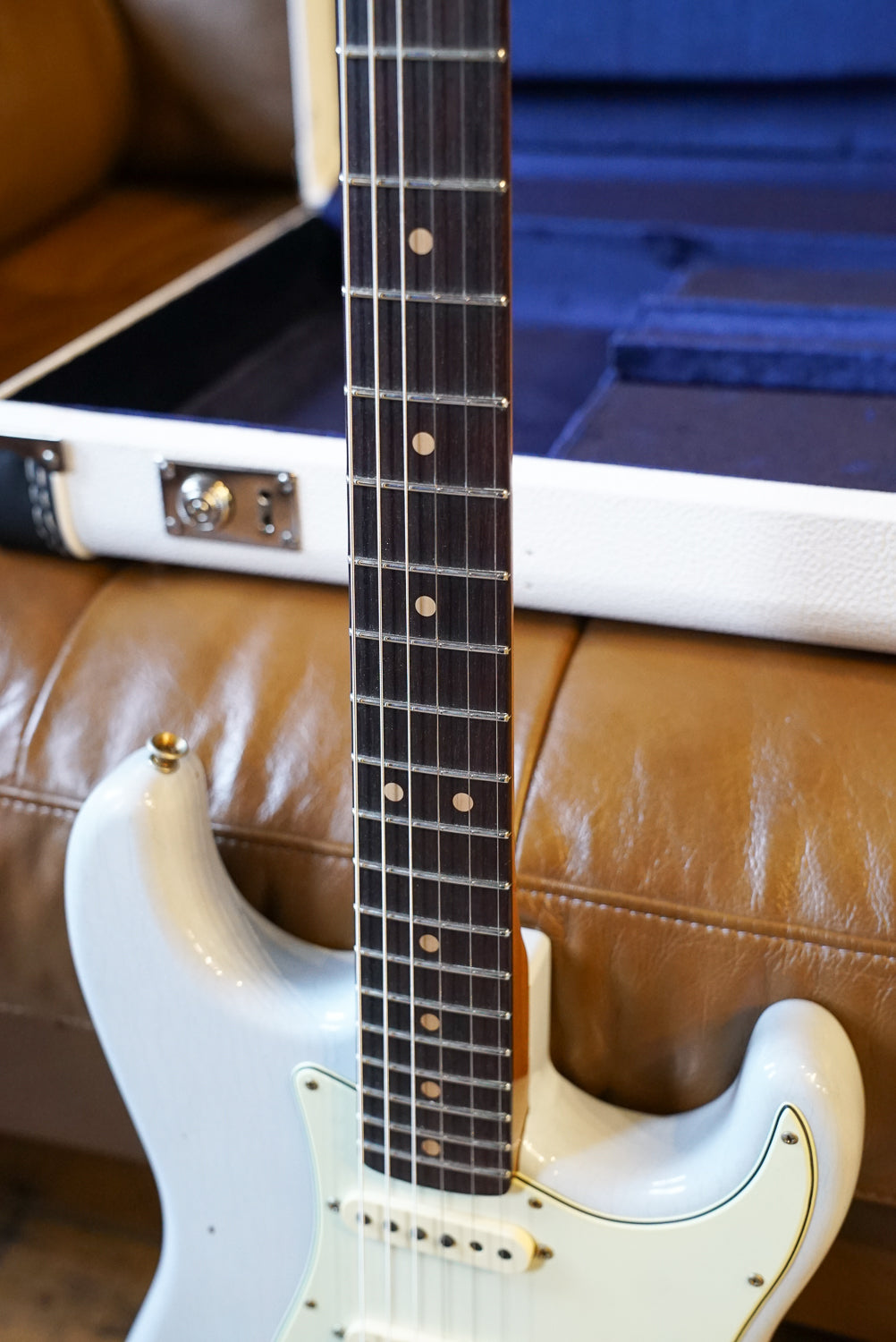 Fender Custom Shop '63 Stratocaster Roasted Paulownia, Trans Sonic Blue Journeyman Relic