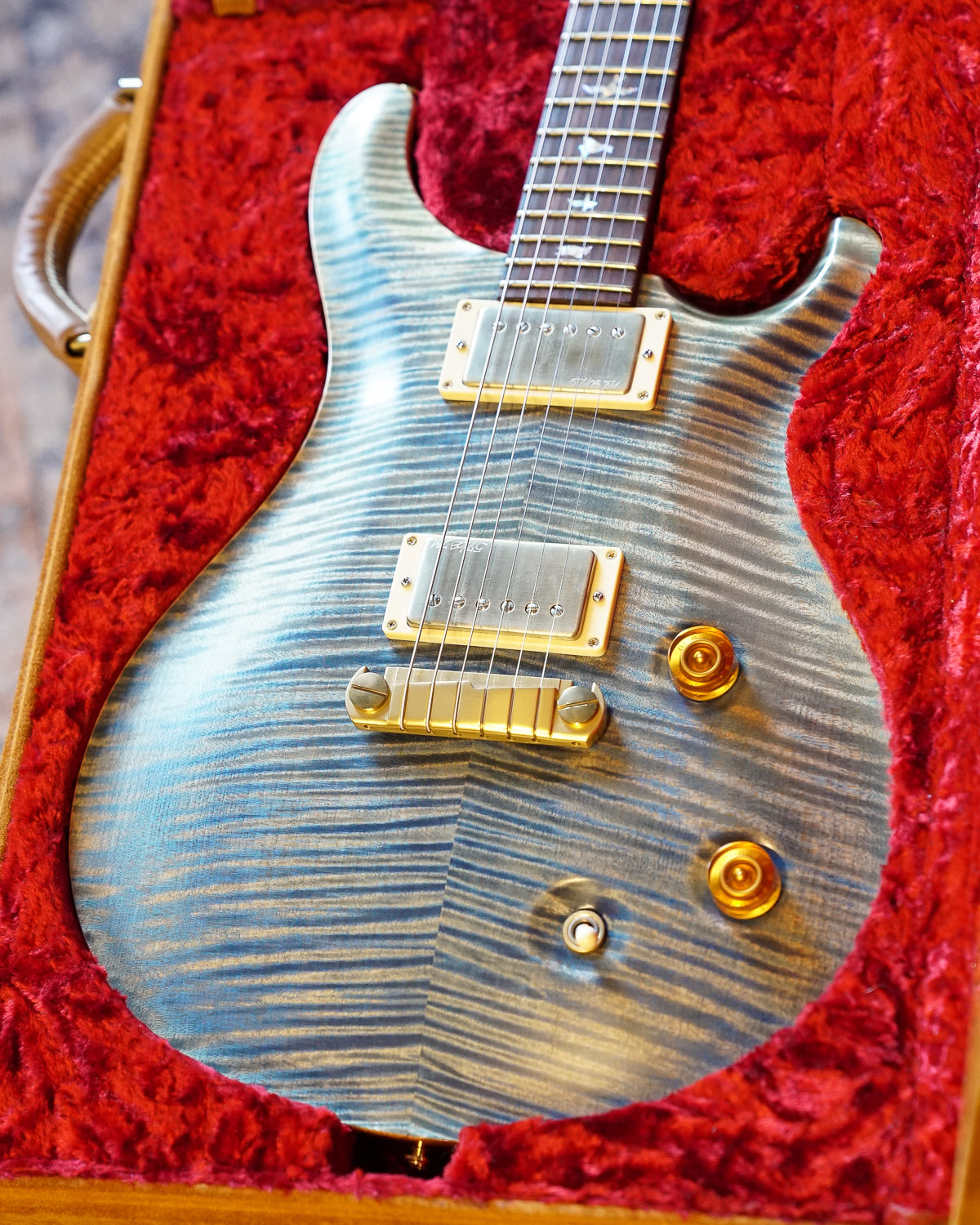 Pre-Owned PRS Modern Eagle, Faded Blue Jean "05 (Brazilian Rosewood Neck)