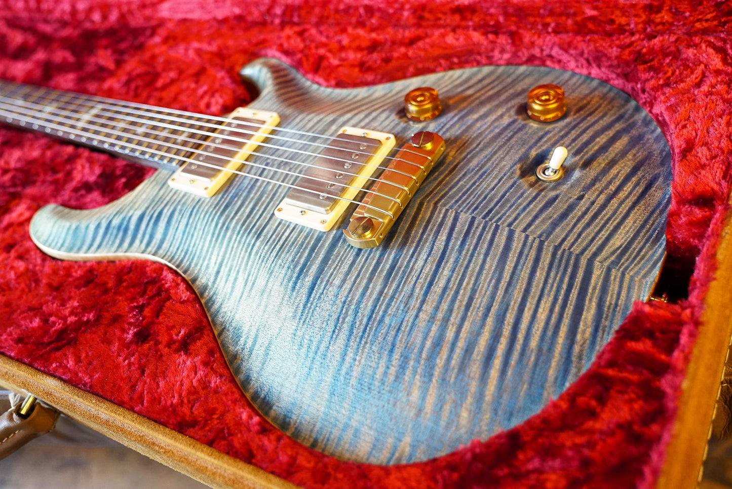 Pre-Owned PRS Modern Eagle, Faded Blue Jean "05 (Brazilian Rosewood Neck)