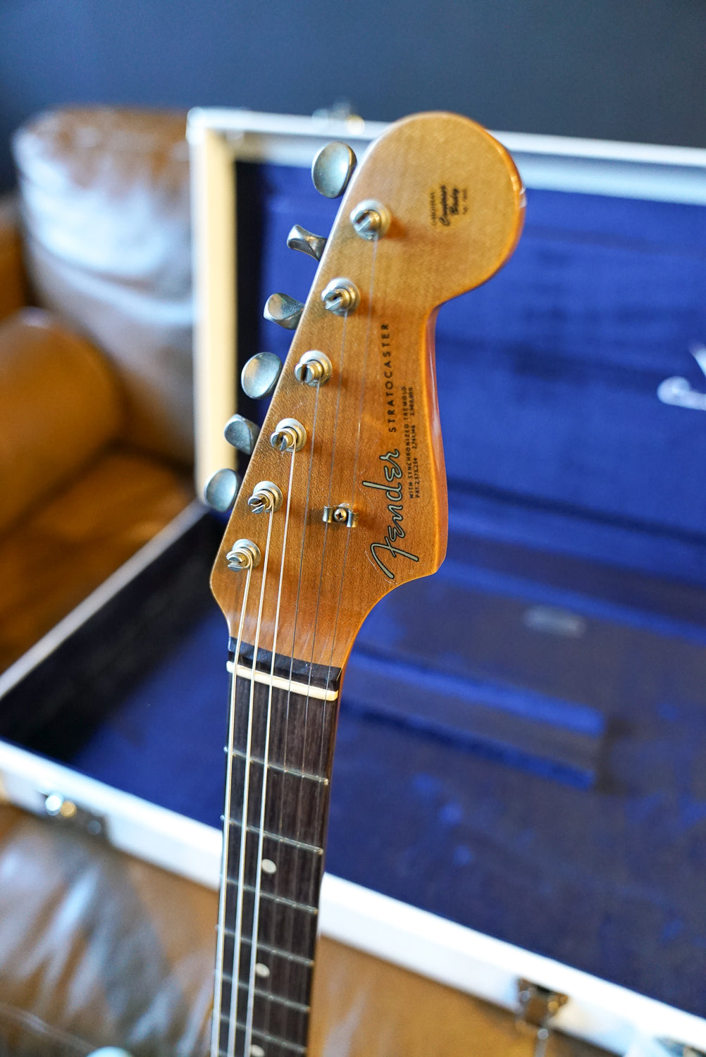 Fender Custom Shop Limited Edition '63 Stratocaster Roasted Paulownia Journeyman Relic, Trans Seafoam Green