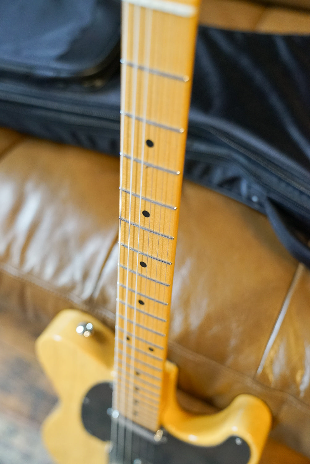 Pre-Owned Suhr Classic T Antique Trans Butterscotch