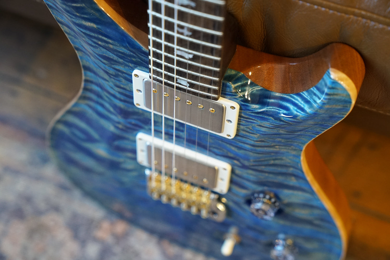 PRS Wood Library Custom 24, Quilt Maple 10 Top / East Indian Rosewood Neck - Faded Blue Jean