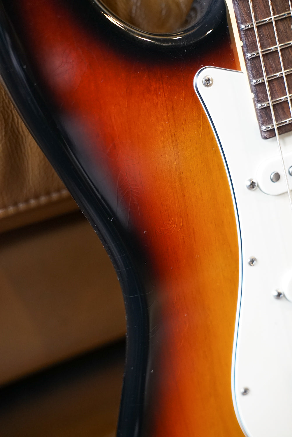 Suhr Classic S Antique, 3 Tone Burst, Indian Rosewood fingerboard, HSS