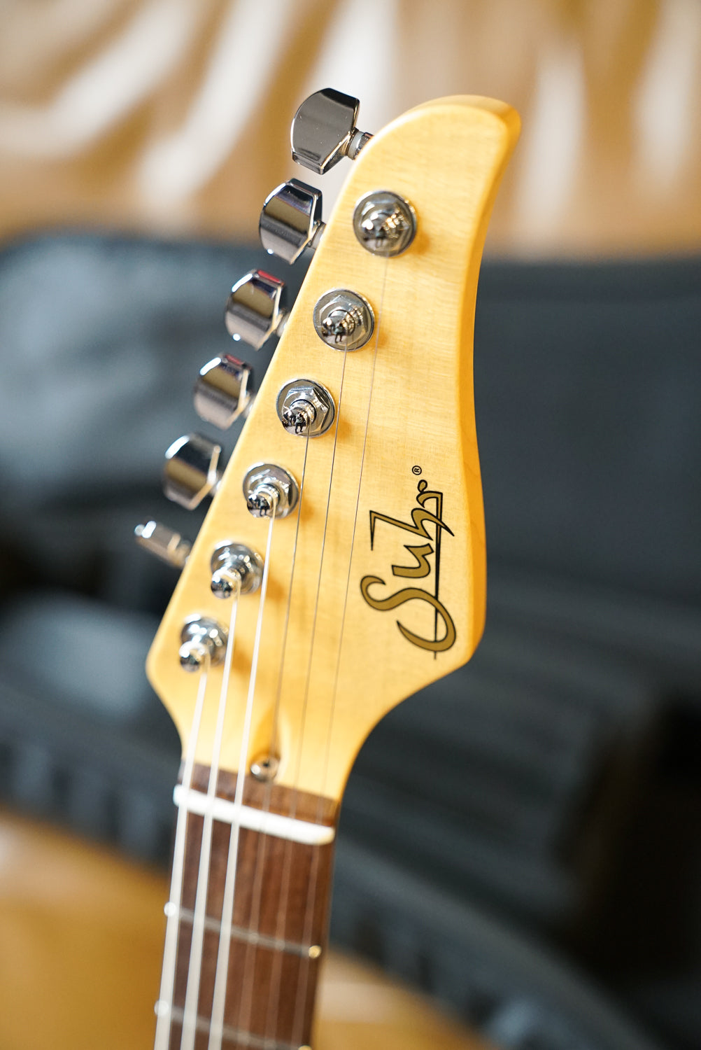 Suhr Classic S Antique, 3 Tone Burst, Indian Rosewood fingerboard, HSS