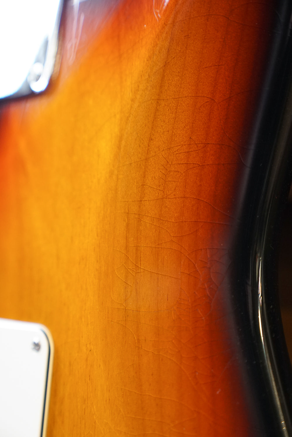 Suhr Classic S Antique, 3 Tone Burst, Indian Rosewood fingerboard, HSS