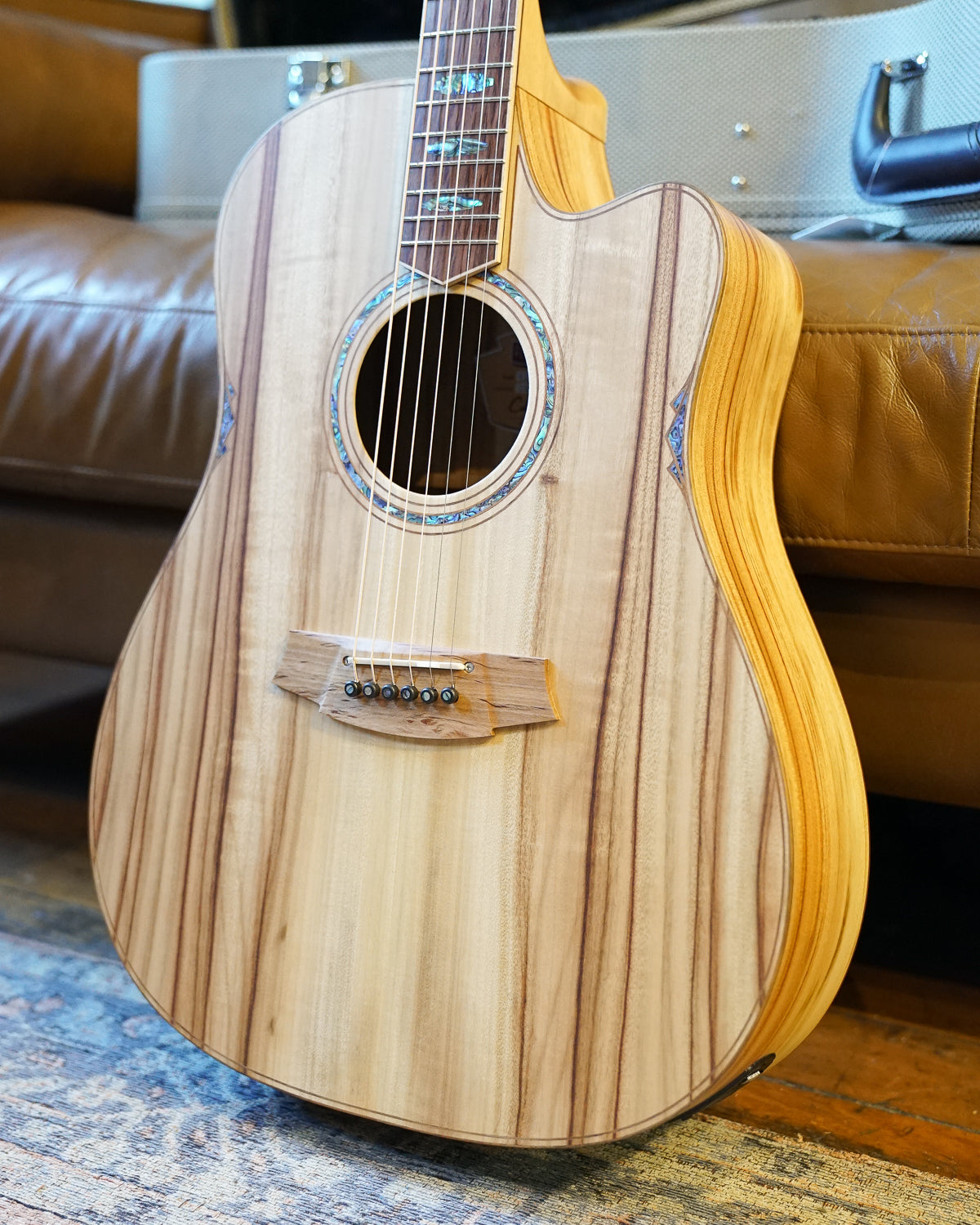 Cole Clare Fat Lady 3 EC, Camphor Laurel - FL3EC-CLCL-AE