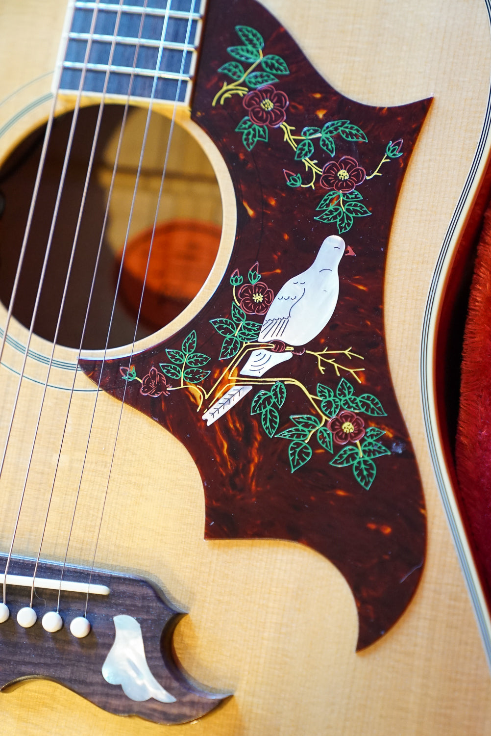 Pre-Owned Gibson Dove Original, Antique Natural, AAAAA Select Maple "2023