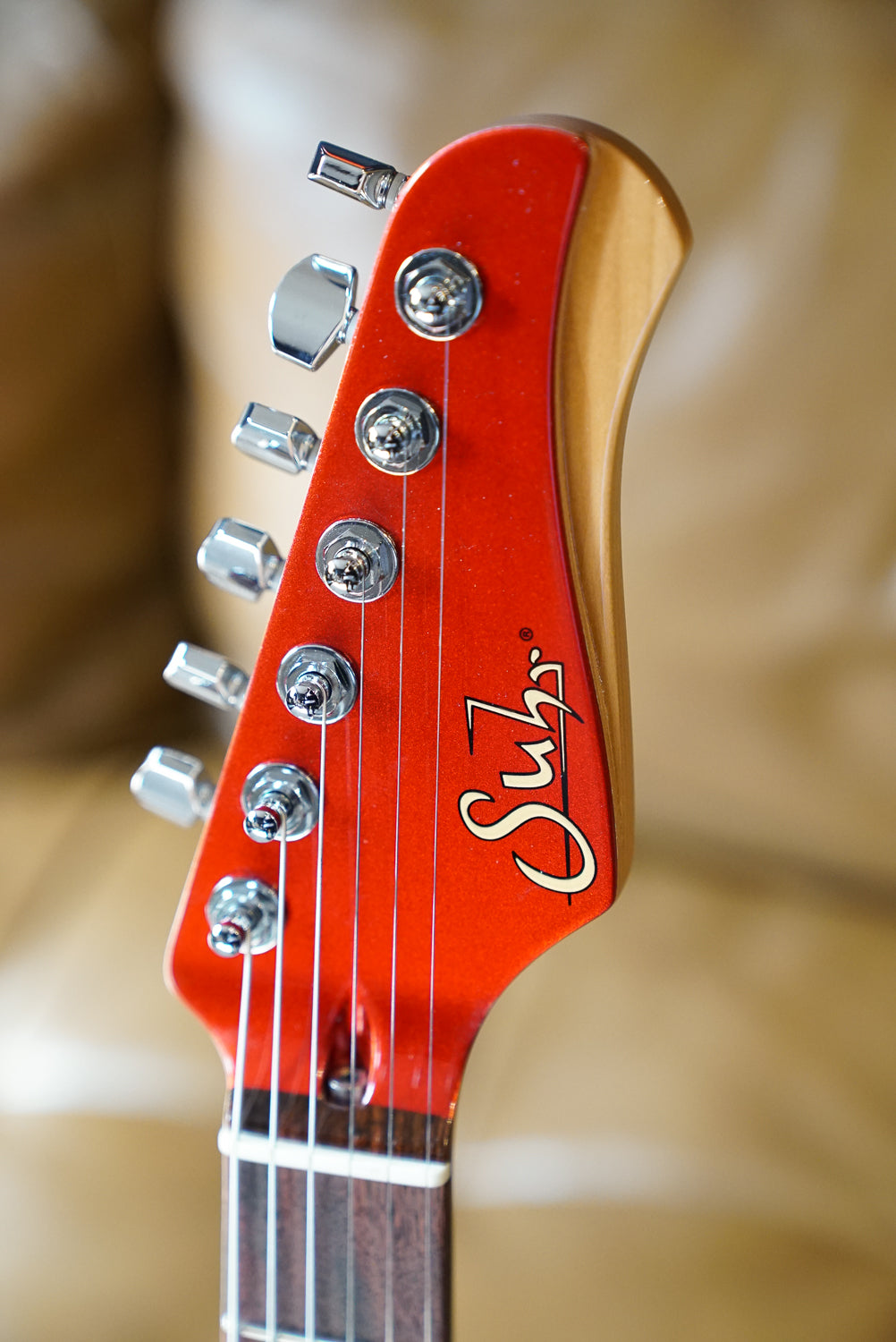 Suhr Classic JM Antique Limited Edition, Mastery Tremolo, Candy Apple Red