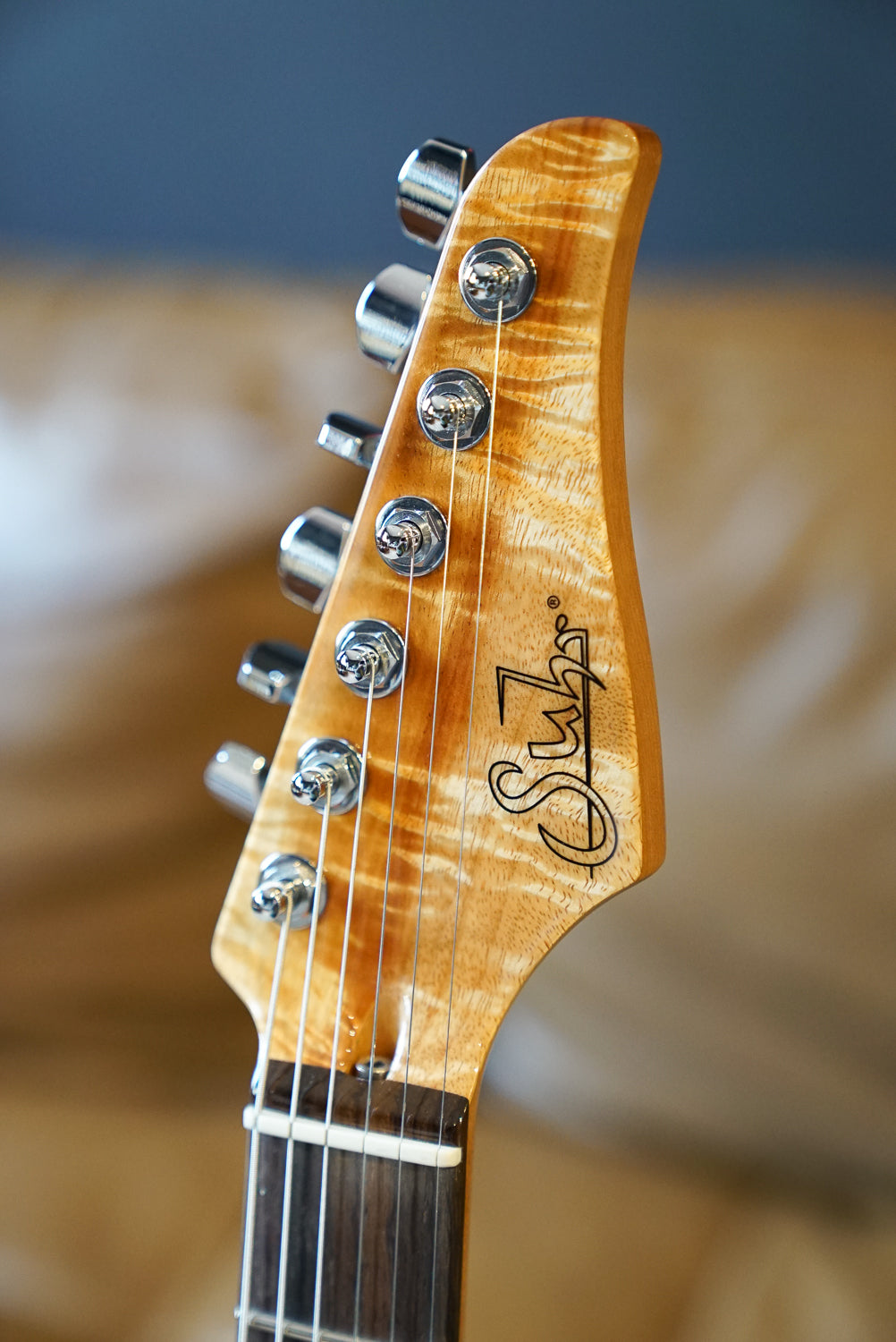 Suhr Custom T, Koa / Roasted Swamp Ash