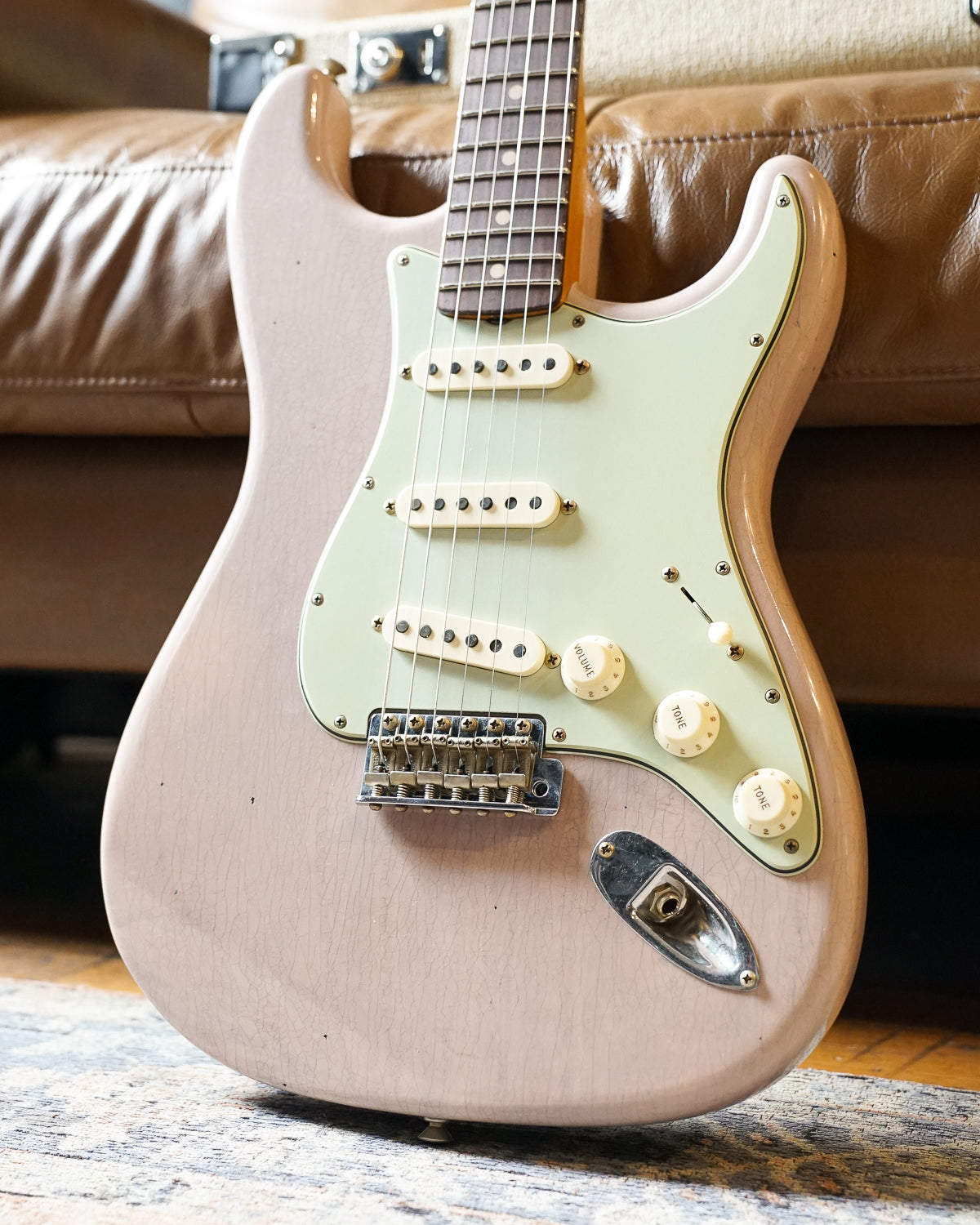 Fender Custom Shop '63 Stratocaster Roasted Paulownia, Trans Shell Pink Journeyman Relic