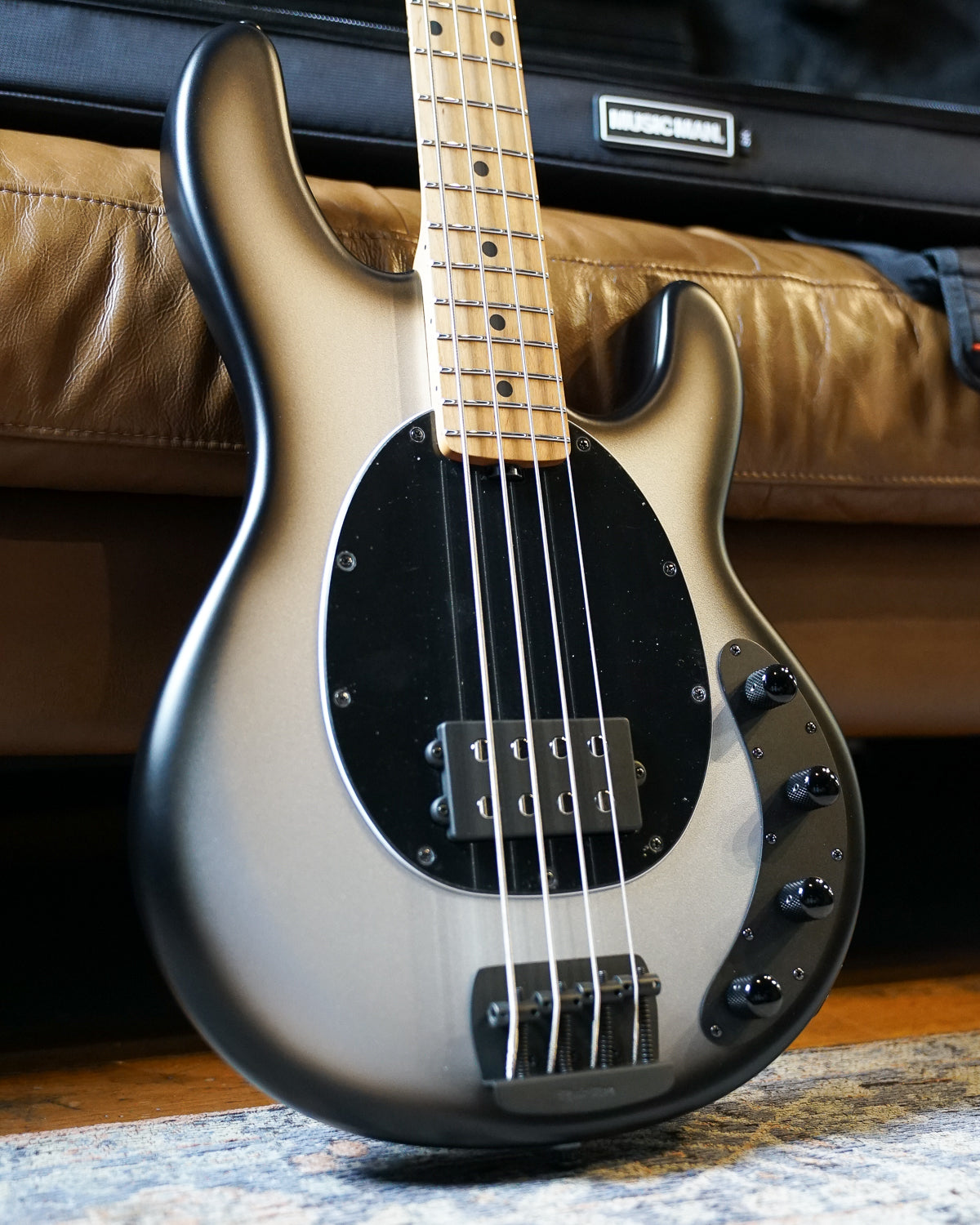 Music Man StingRay Special - Black Rock