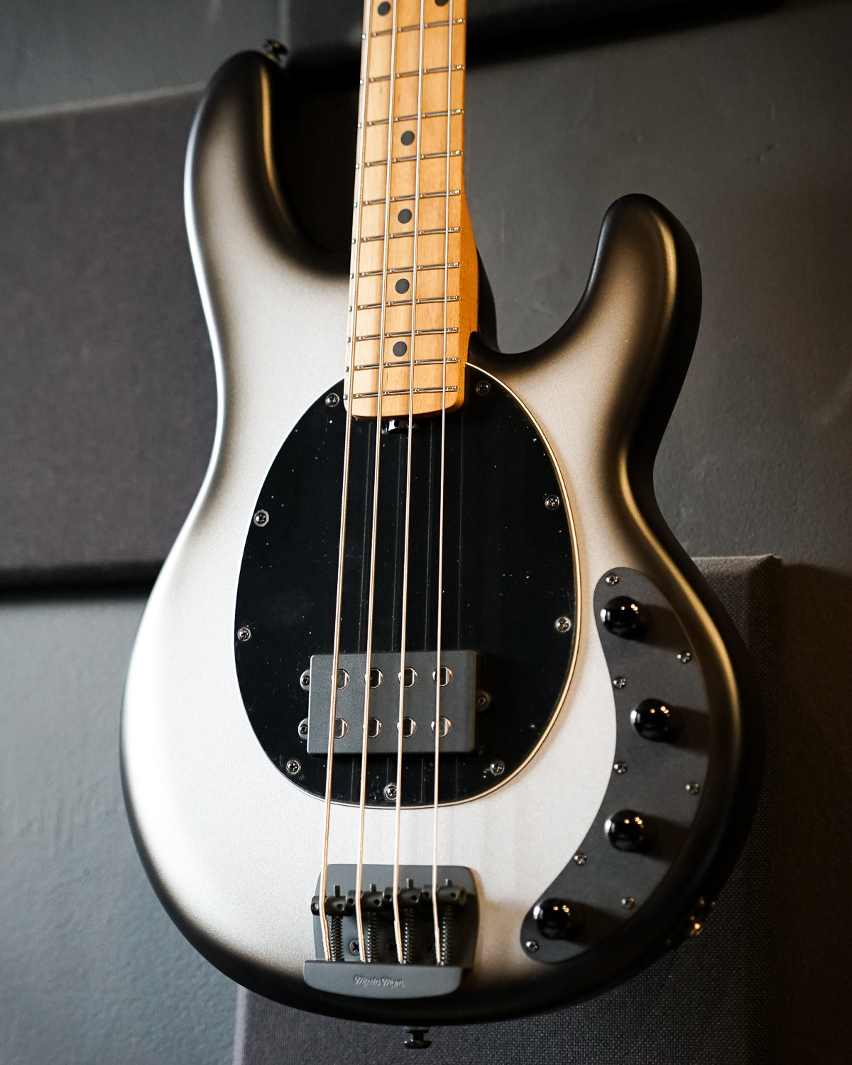 Music Man StingRay Special - Black Rock