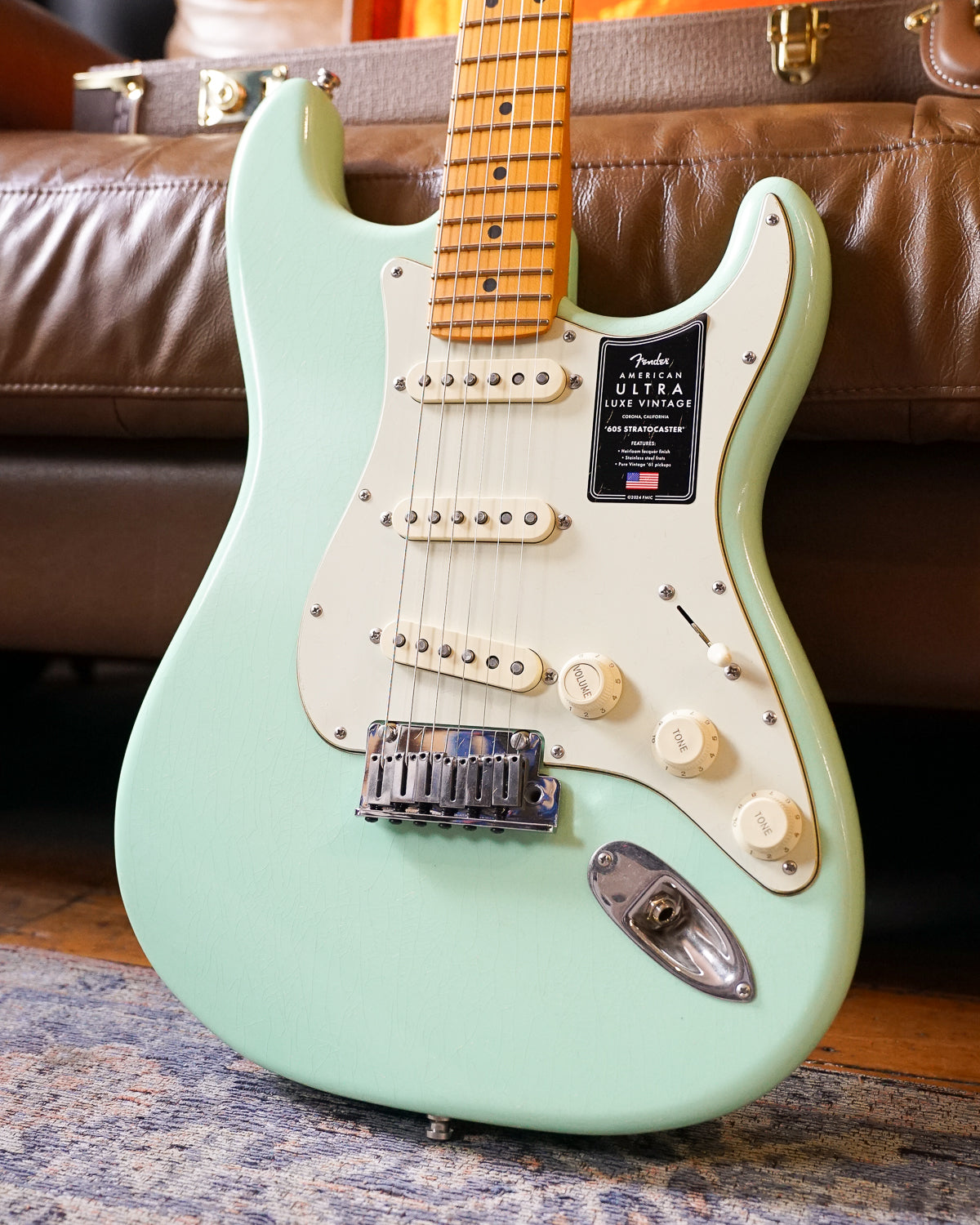 Fender Limited Edition American Ultra Luxe Vintage '60s Stratocaster, Sea Foam Green / Maple Neck