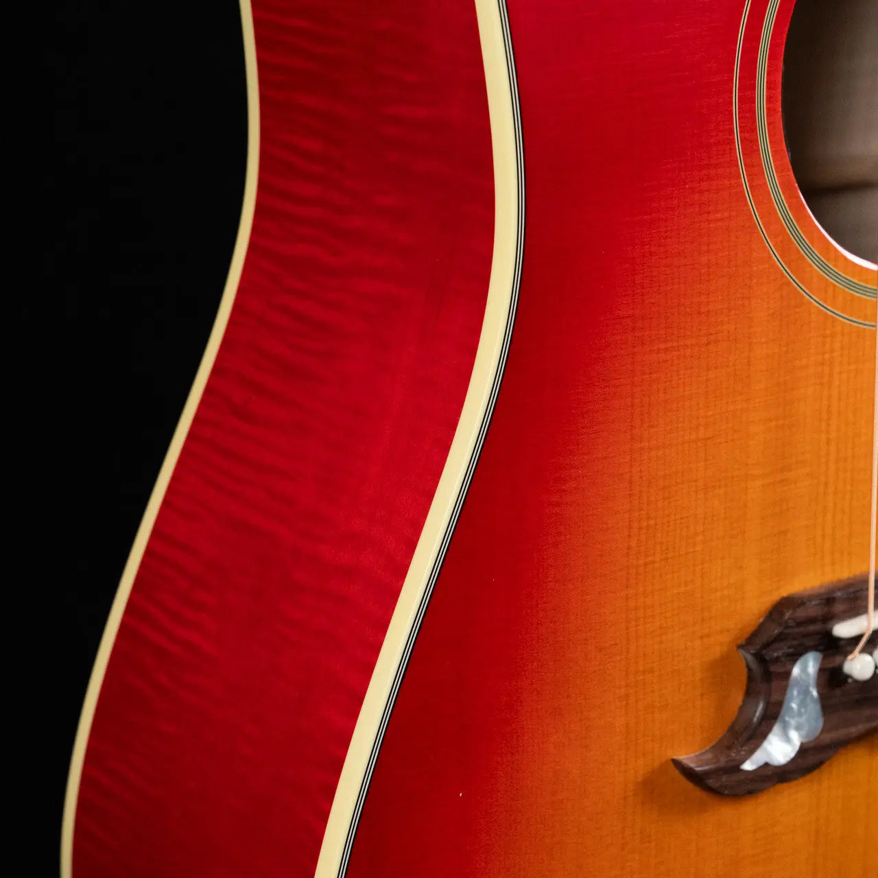 Gibson Dove Original Acoustic Guitar - Vintage Cherry Sunburst