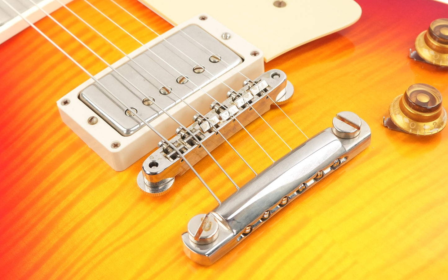 Gibson 1959 Les Paul Standard Reissue VOS Washed Cherry Sunburst