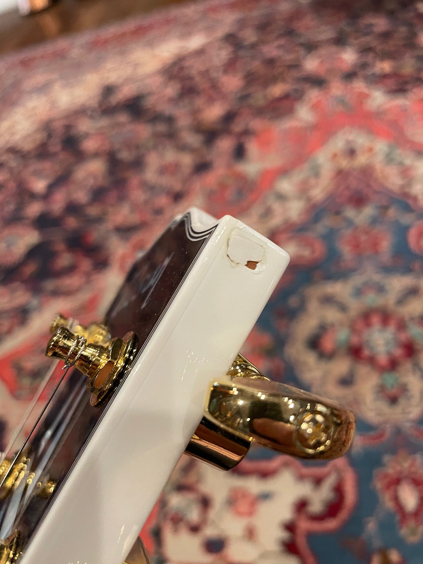 SCRATCH & DENT! Gibson Custom Shop Les Paul Custom Ebony Fingerboard Gloss Electric Guitar - Alpine White