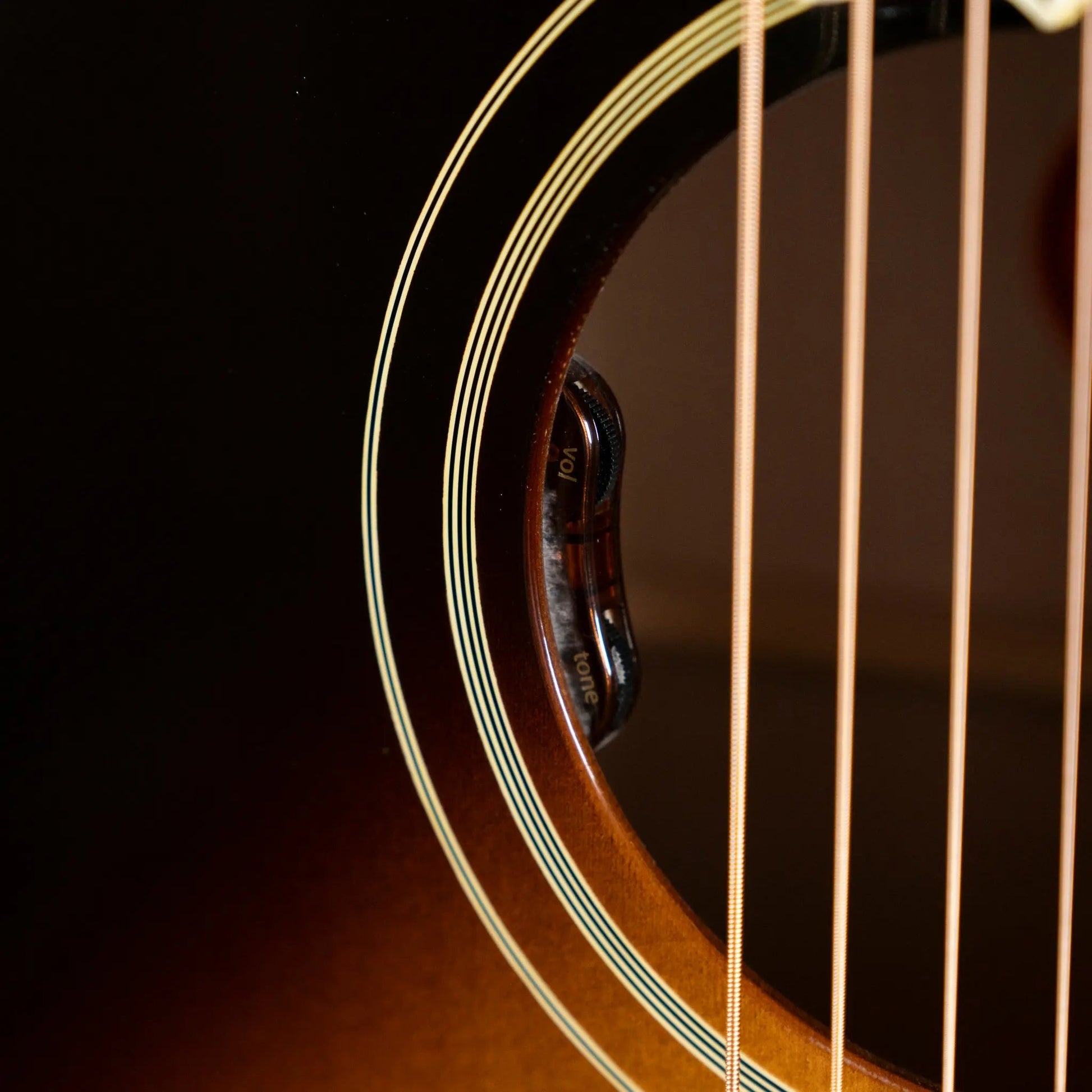 Gibson SJ-200 Original Acoustic/Electric Guitar – Vintage Sunburst