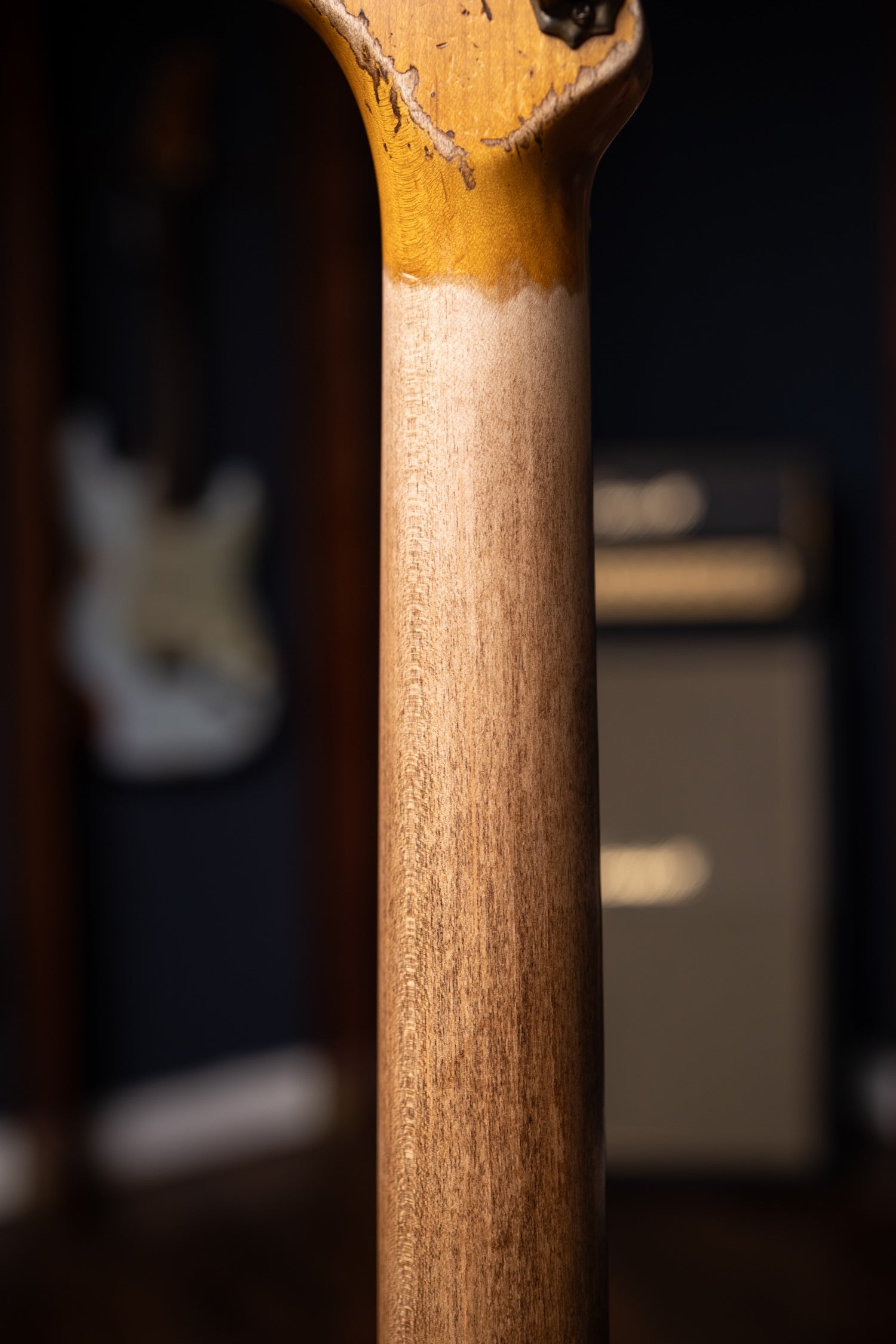 Fender Custom Shop 1963 Stratocaster® Super Heavy Relic - Super Faded Aged Black over 3 Color Sunburst