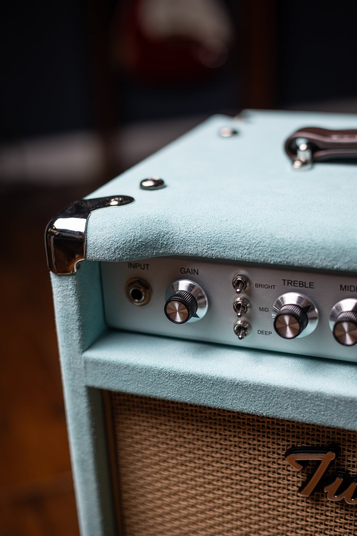 PRE-ORDER | Two-Rock Studio Signature Combo - Silver Anodize, Mint Suede, Cane Cloth, Buckskin Piping, Silver Knobs