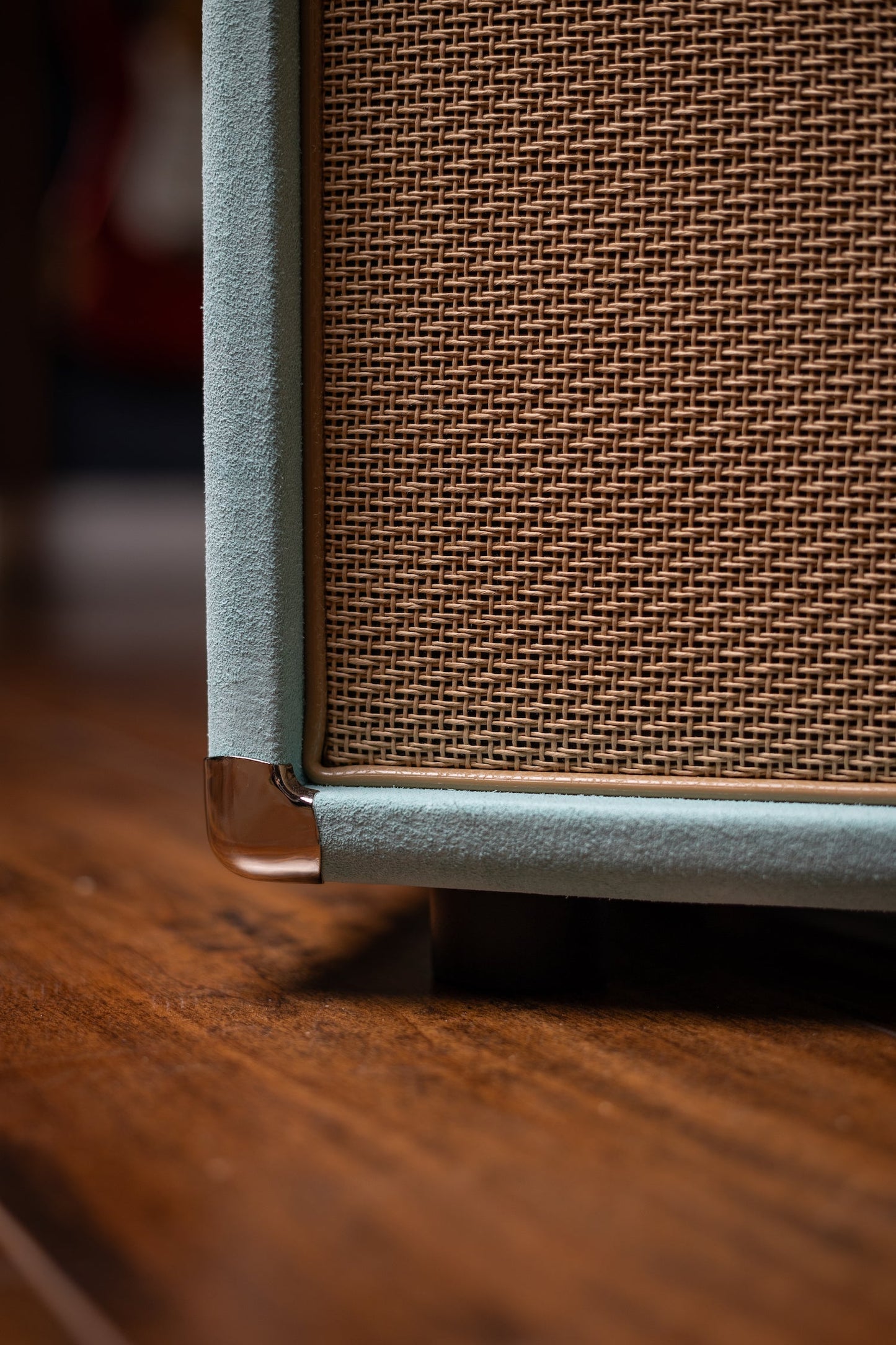 PRE-ORDER | Two-Rock Studio Signature Combo - Silver Anodize, Mint Suede, Cane Cloth, Buckskin Piping, Silver Knobs
