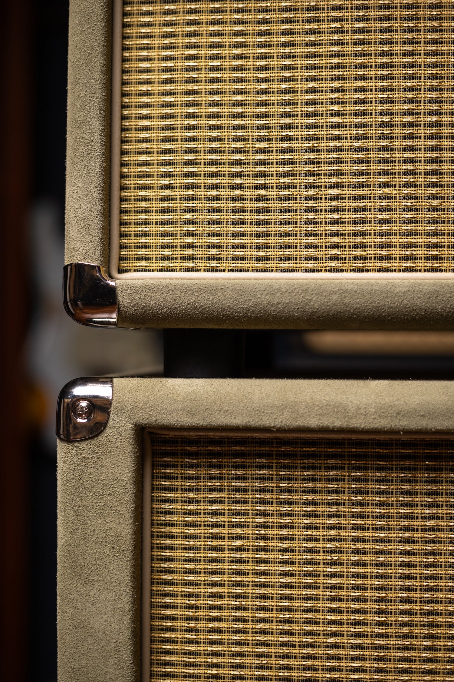 Two-Rock Classic Reverb Signature 100 Watt Head And TR12 Speaker 2x12 Extension Cabinet - Moss Green Suede, Vintage Gold Cloth, Beige Piping, Silver Anodize