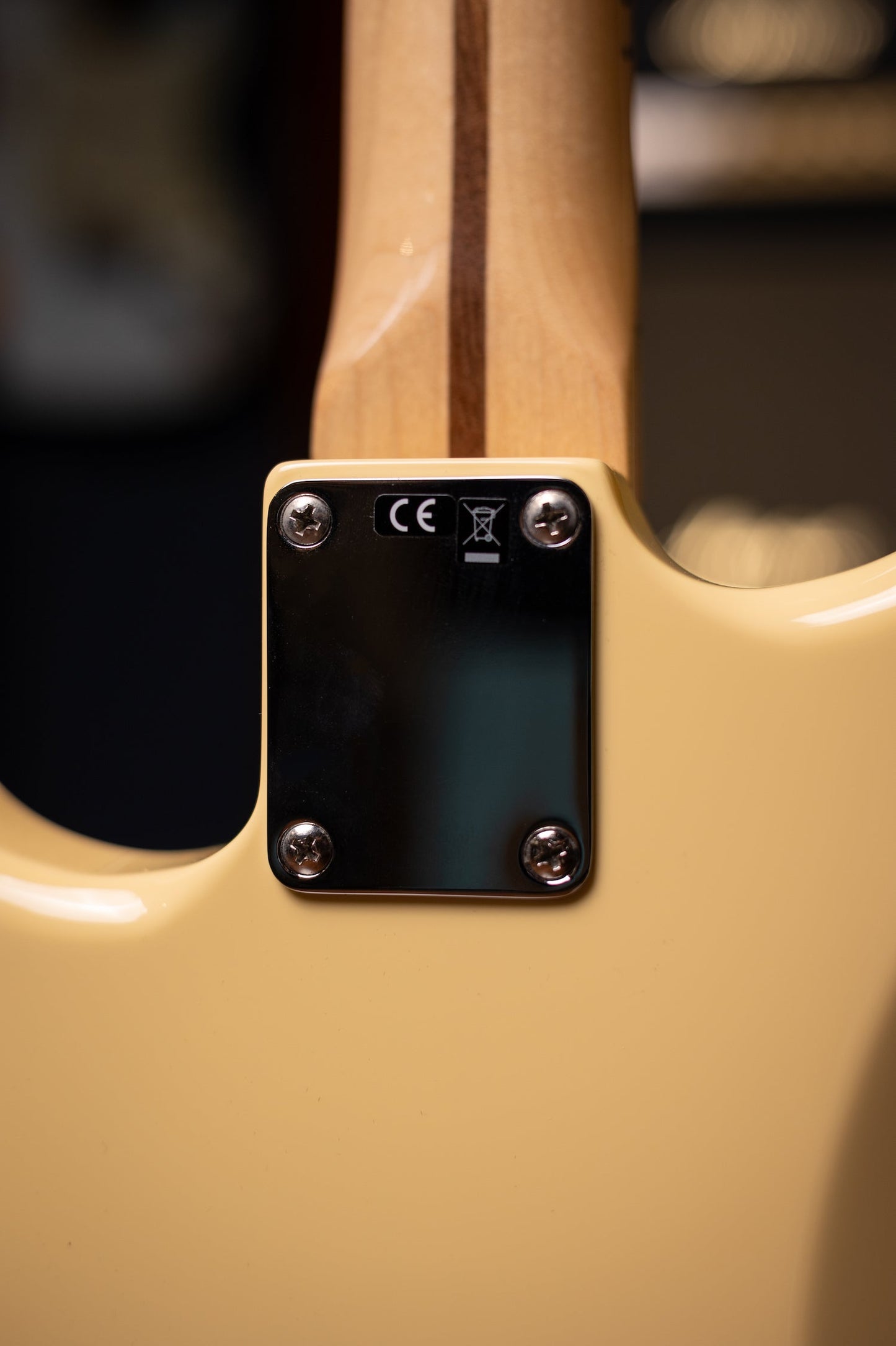 2019 Fender YJM Yngwie Malmsteen Stratocaster - Vintage White + Fender Yngwie Malmsteen Overdrive Pedal Signed Set