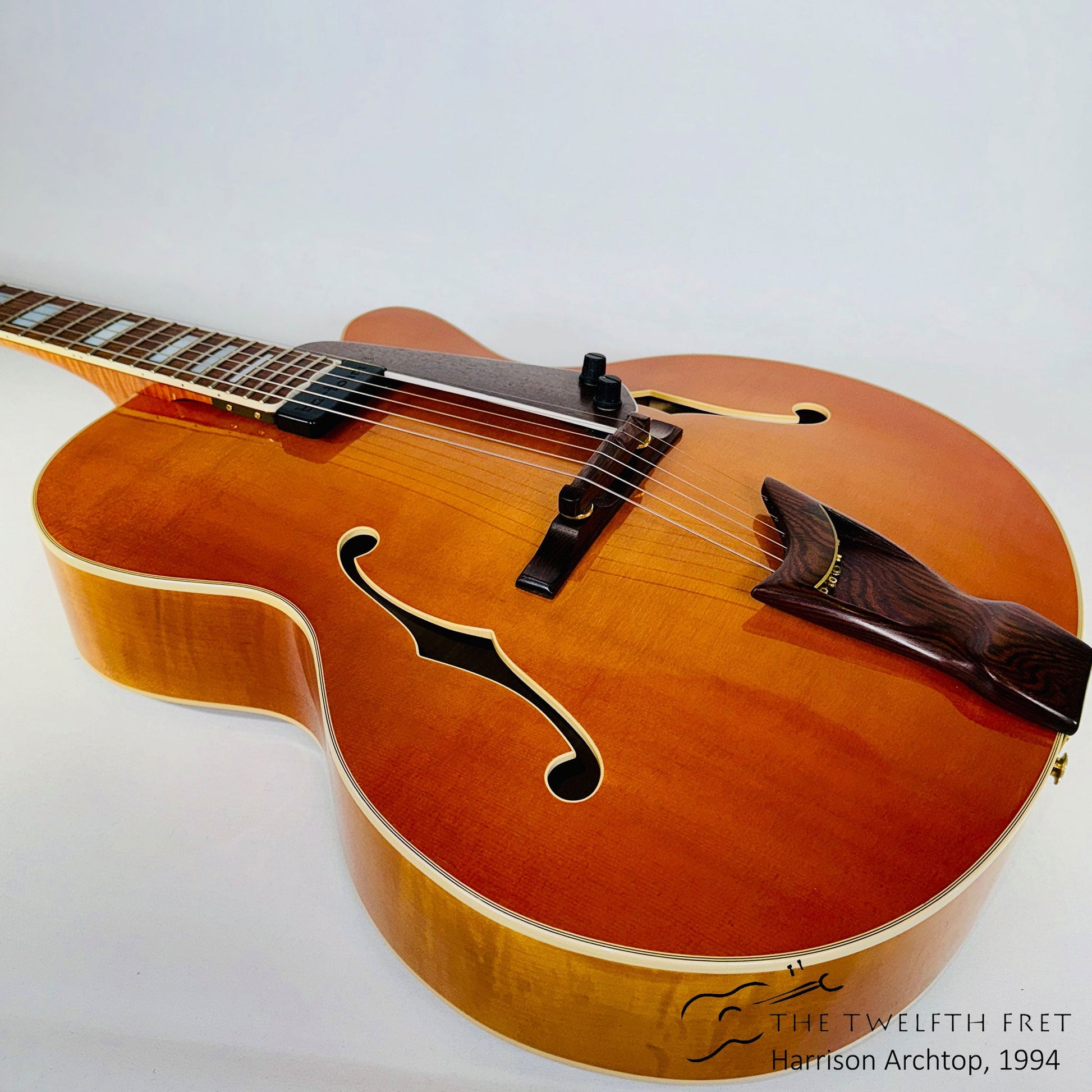 Harrison Archtop 16.5 1994 [USED]