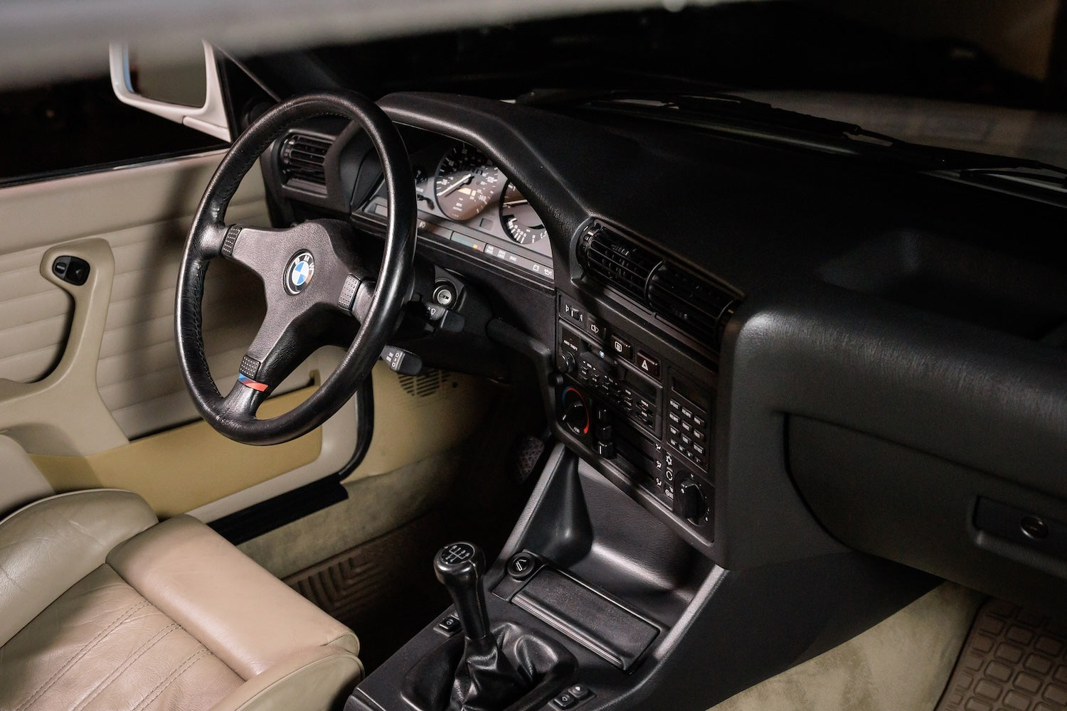 1987 BMW 325is Alpine White | SOLD