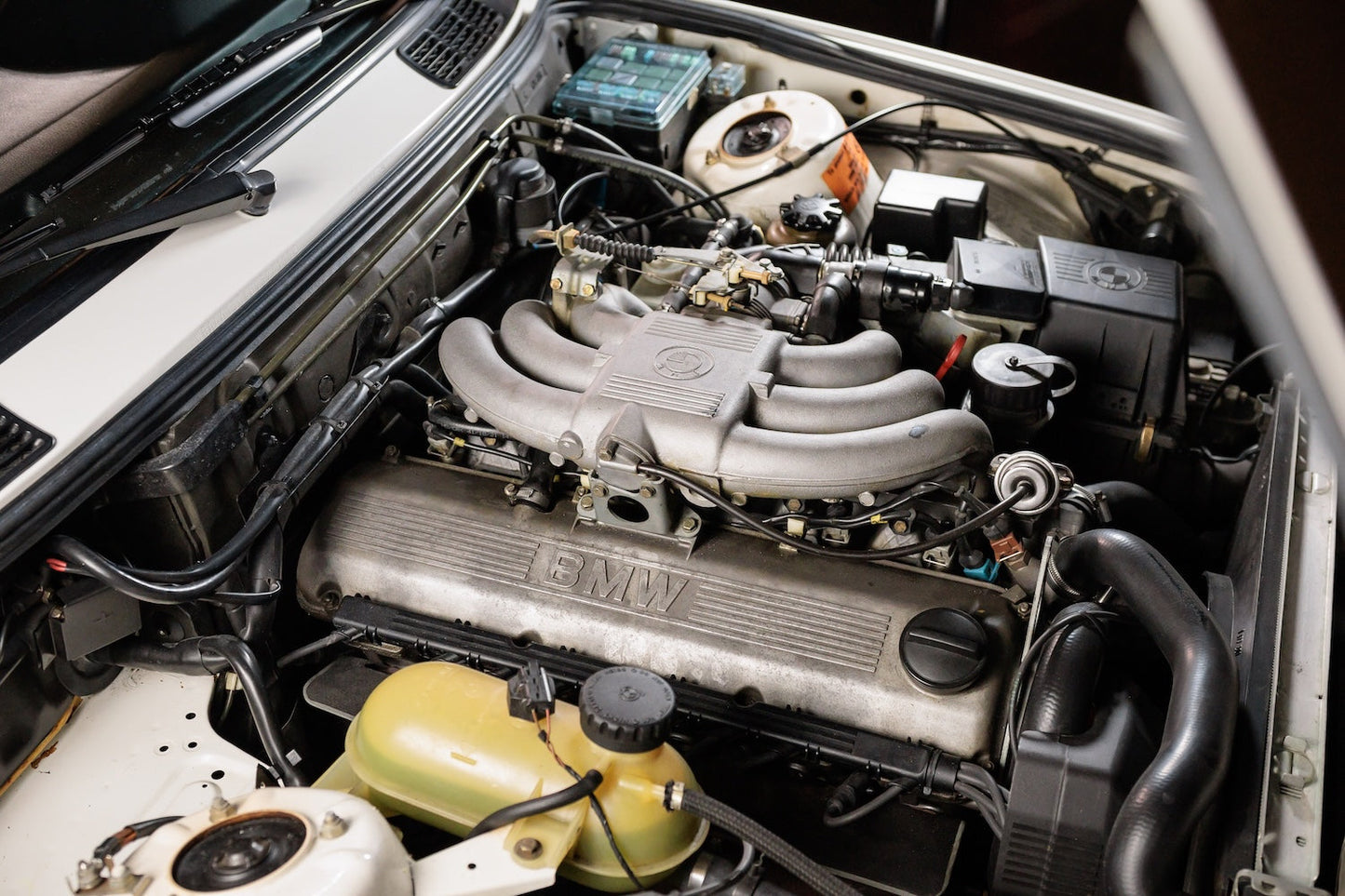 1987 BMW 325is Alpine White | SOLD