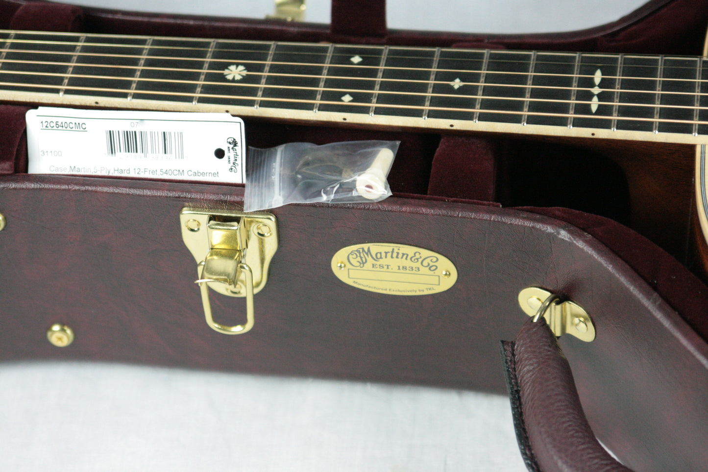 Martin DSS-2018 NAMM Show Slope Shoulder D18 Adirondack Top Carbon Fiber Titanium Light!