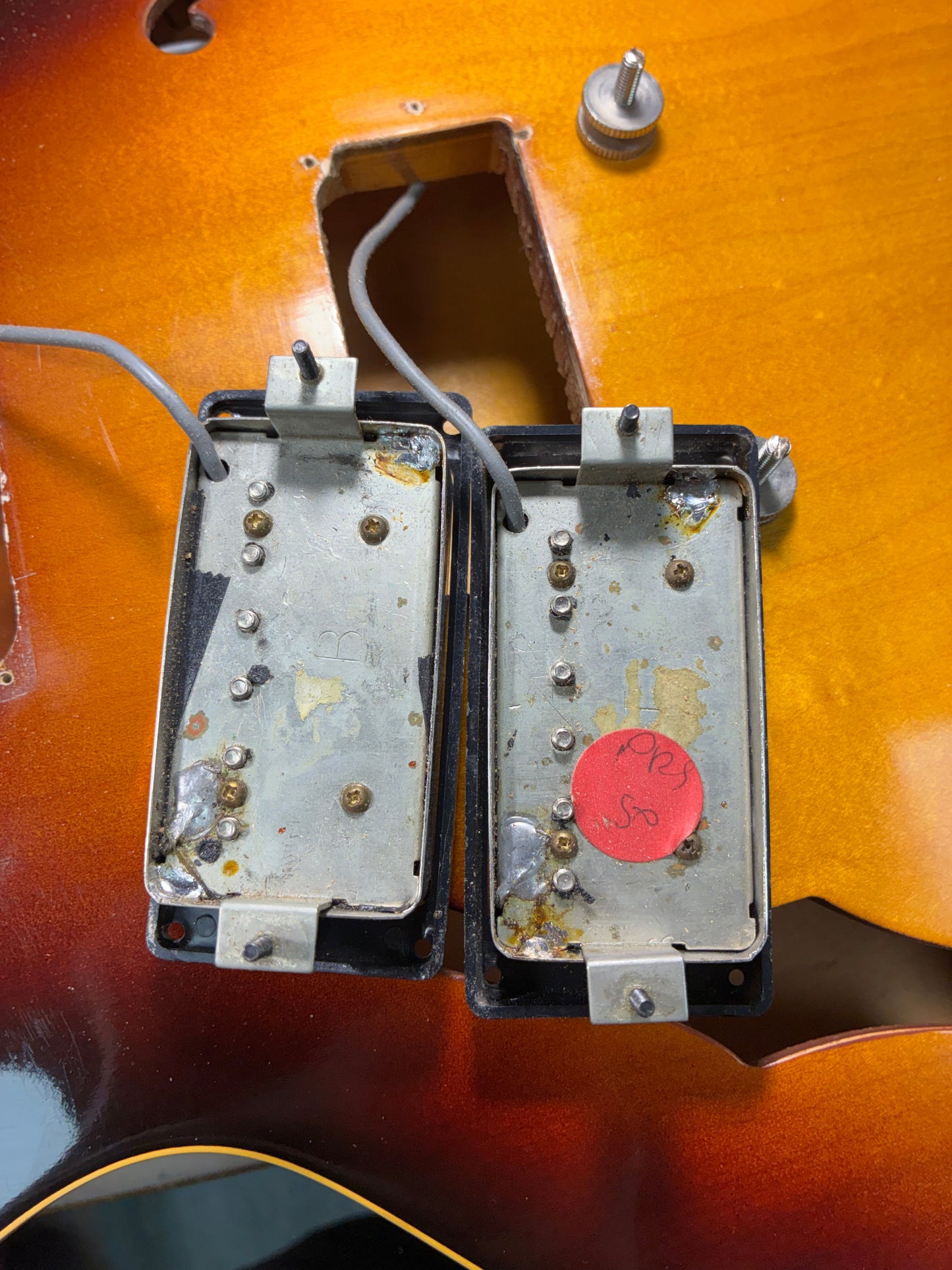 Gibson 1960 ES-330, Sunburst