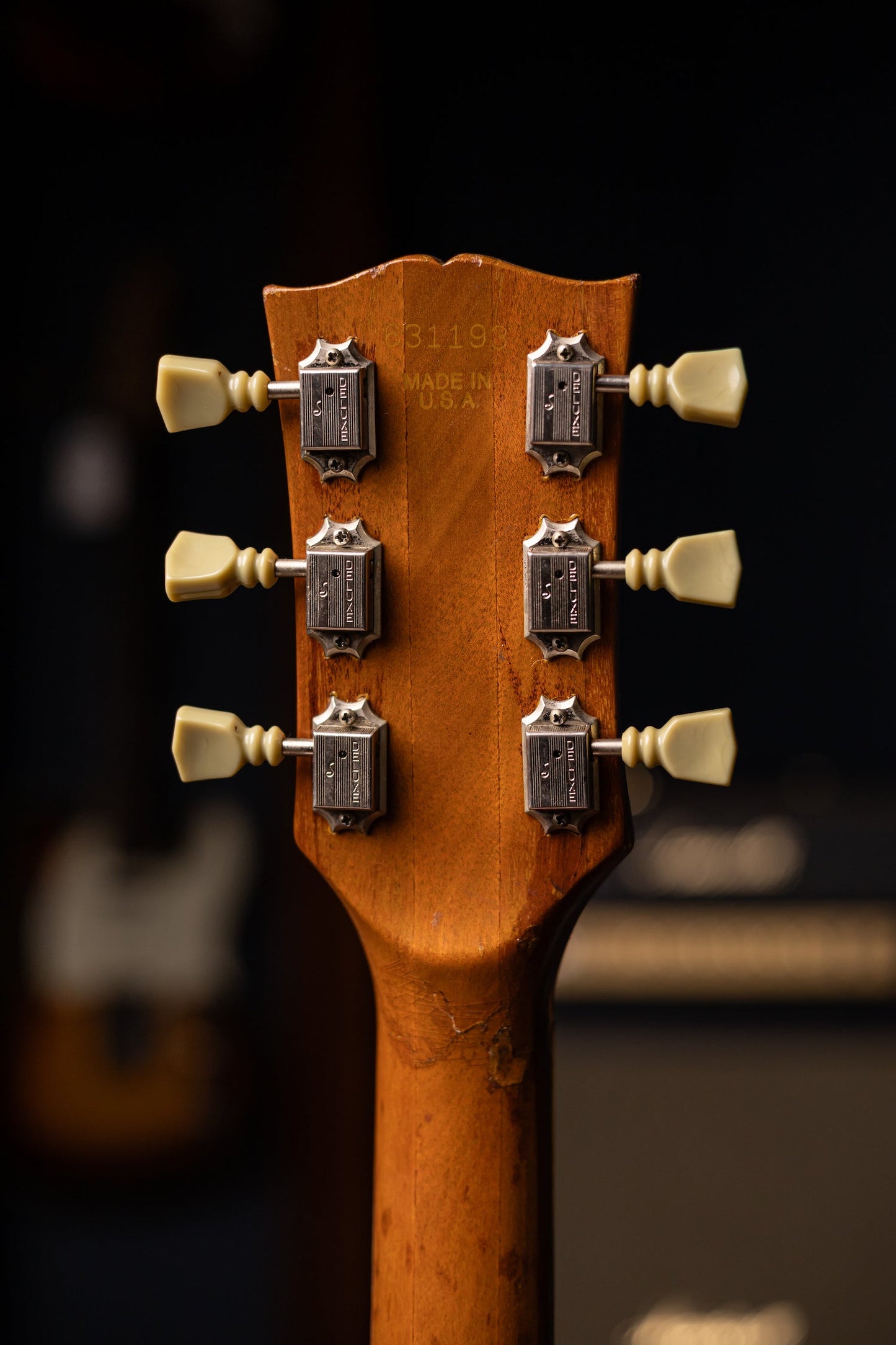 1971 Gibson Les Paul Deluxe Electric Guitar - Goldtop