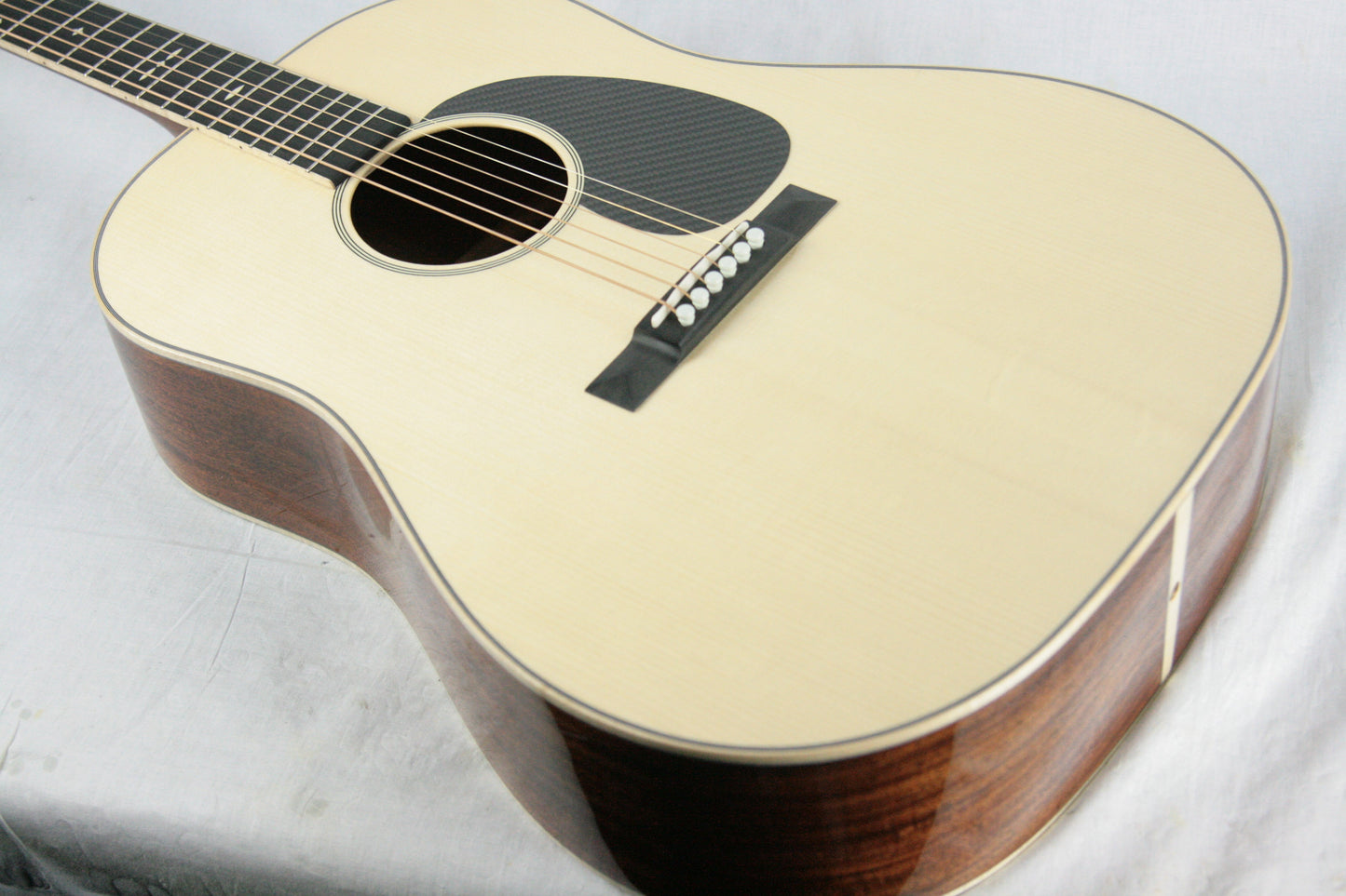 Martin DSS-2018 NAMM Show Slope Shoulder D18 Adirondack Top Carbon Fiber Titanium Light!