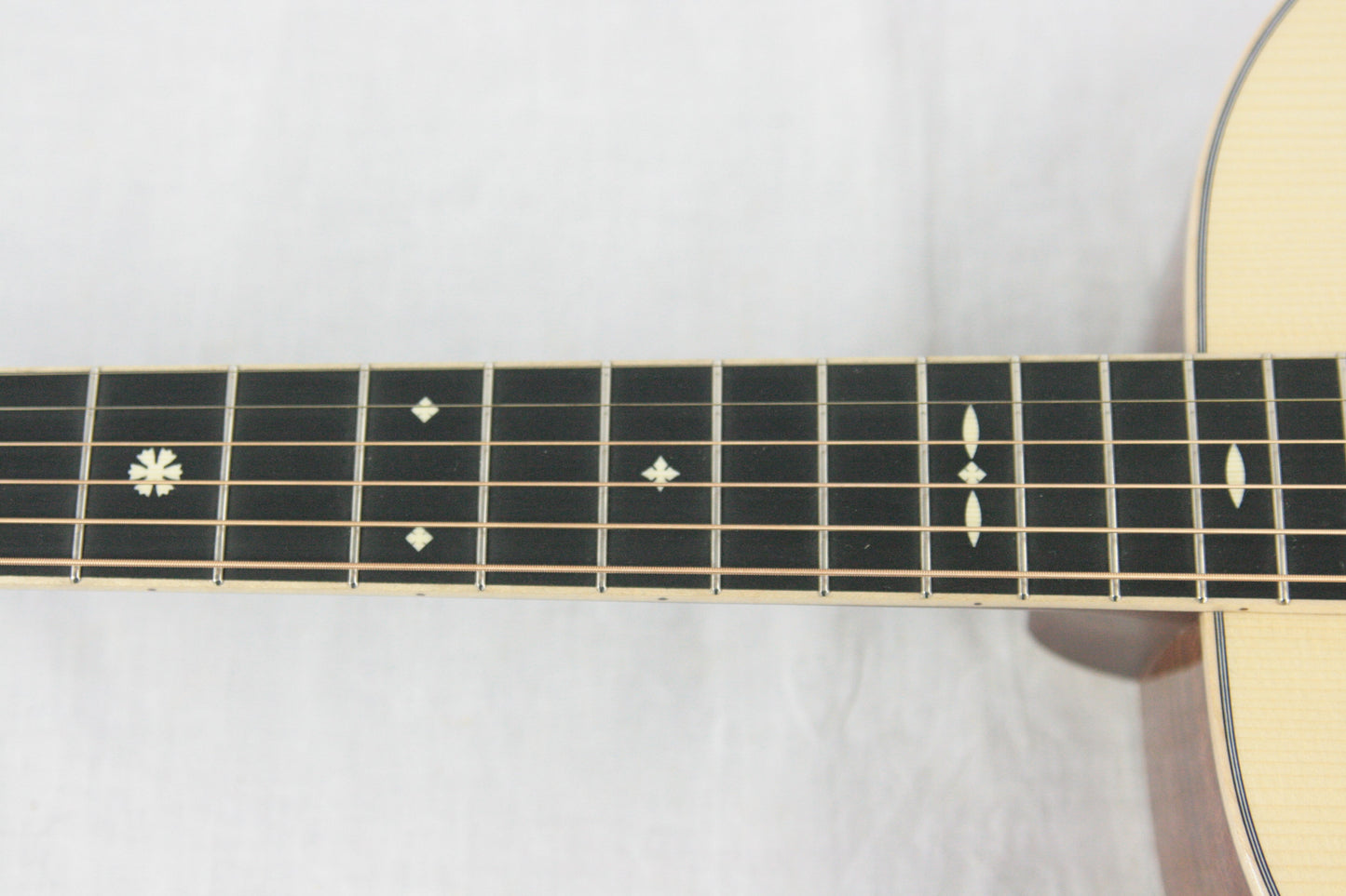 Martin DSS-2018 NAMM Show Slope Shoulder D18 Adirondack Top Carbon Fiber Titanium Light!