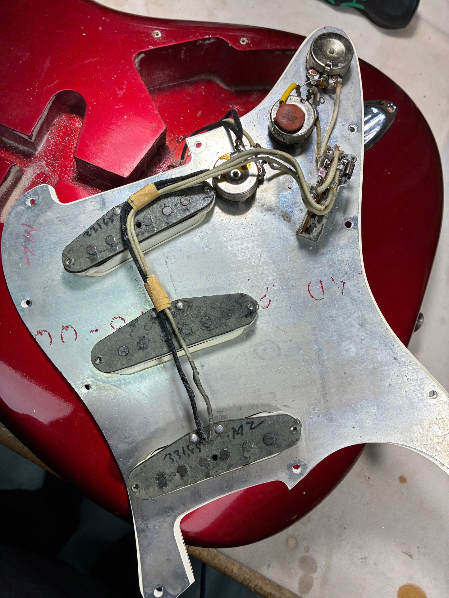 Fender 1965 Stratocaster, Candy Apple Red