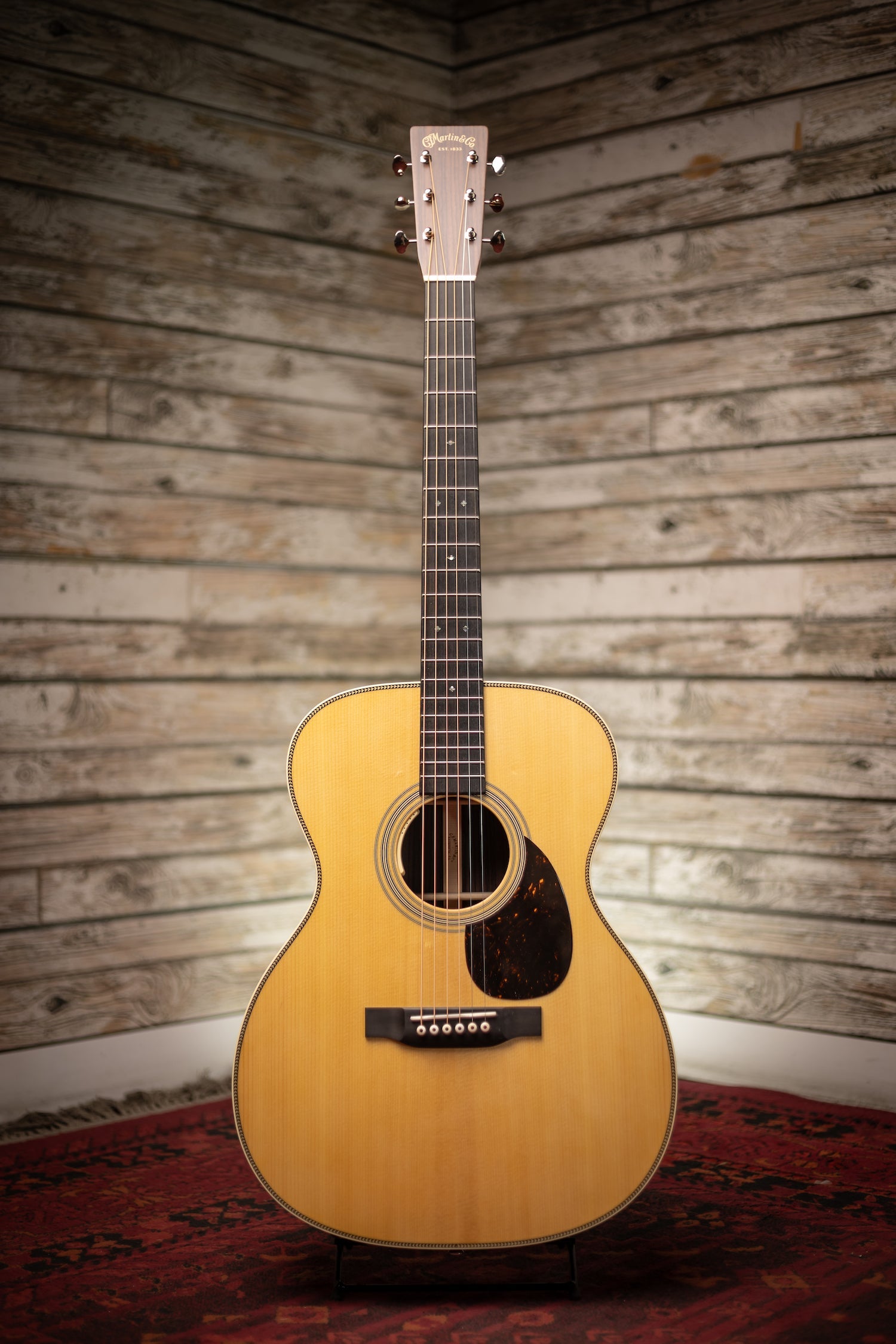 Martin OM-28E Standard L.R. Baggs Orchestra Model Acoustic-Electric Guitar  - Natural