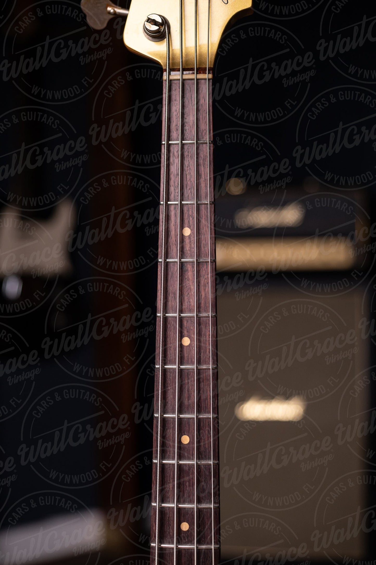 Fender Custom Shop 1963 Jazz Bass Journeyman Relic Bass - Aged Aztec Gold