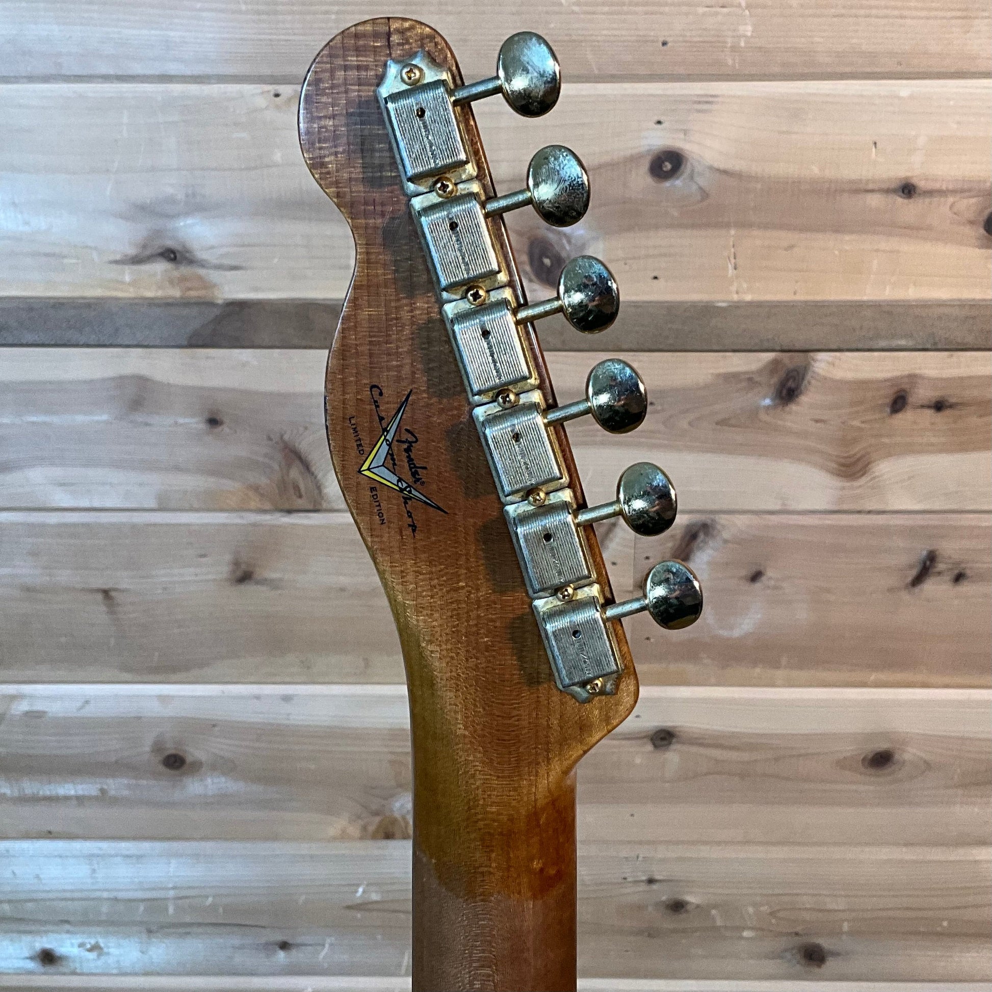 Fender Custom Shop Limited Edition Bow Tie Telecaster Cusom Relic Electric Guitar - Aged Sage Green Metallic