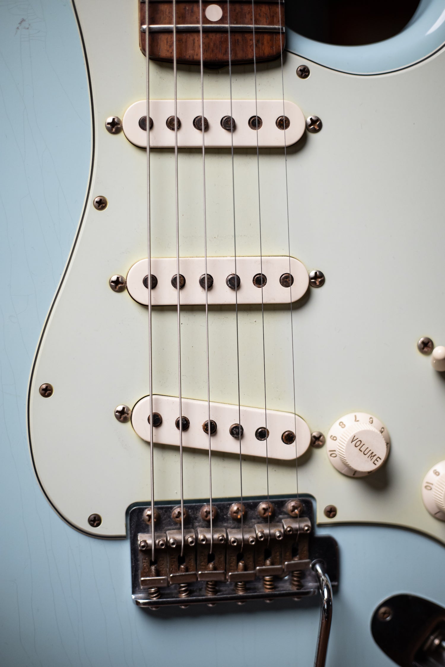 2012 Fender Custom Shop 1960 Stratocaster Relic Electric Guitar - Sonic Blue