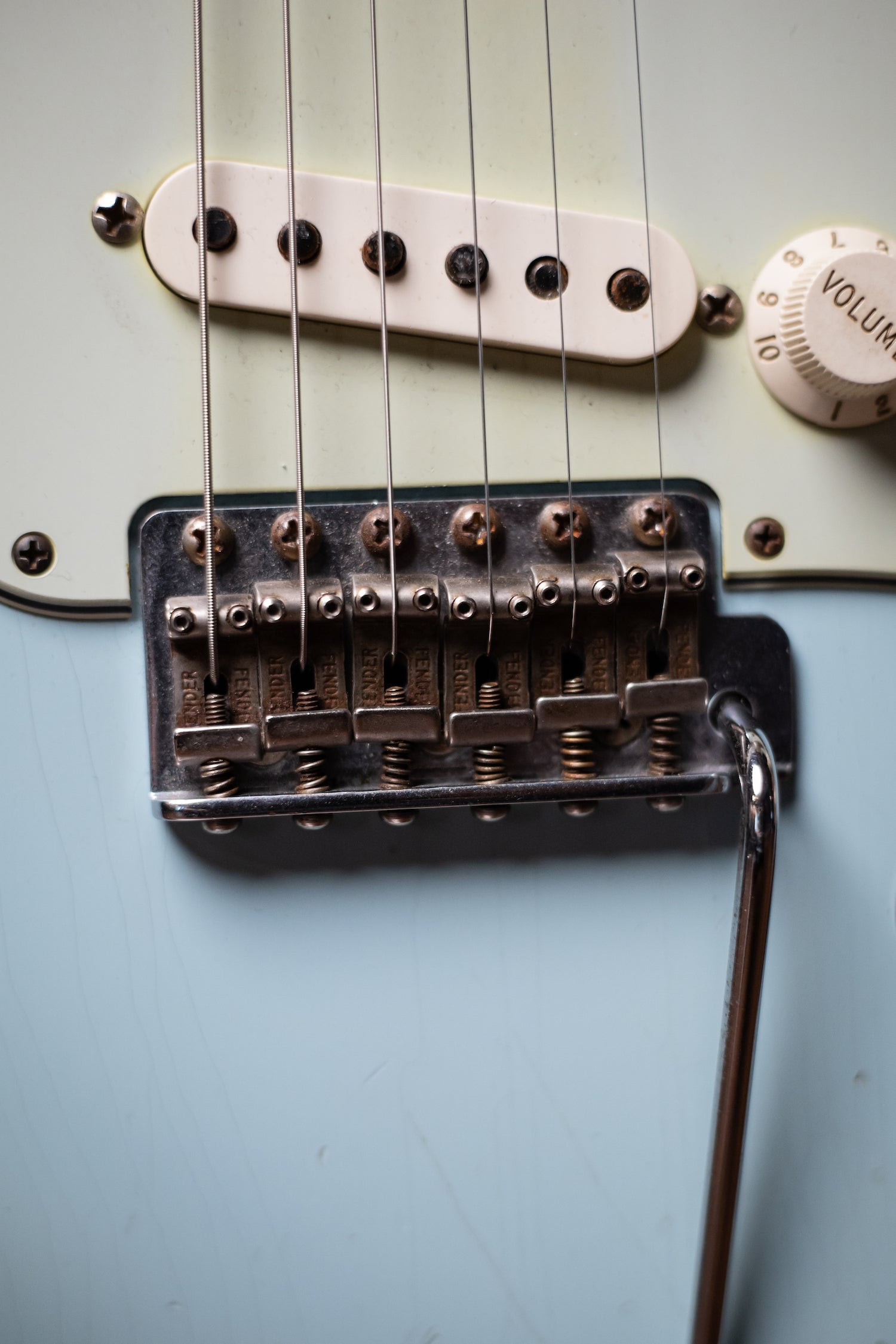 2012 Fender Custom Shop 1960 Stratocaster Relic Electric Guitar - Sonic Blue