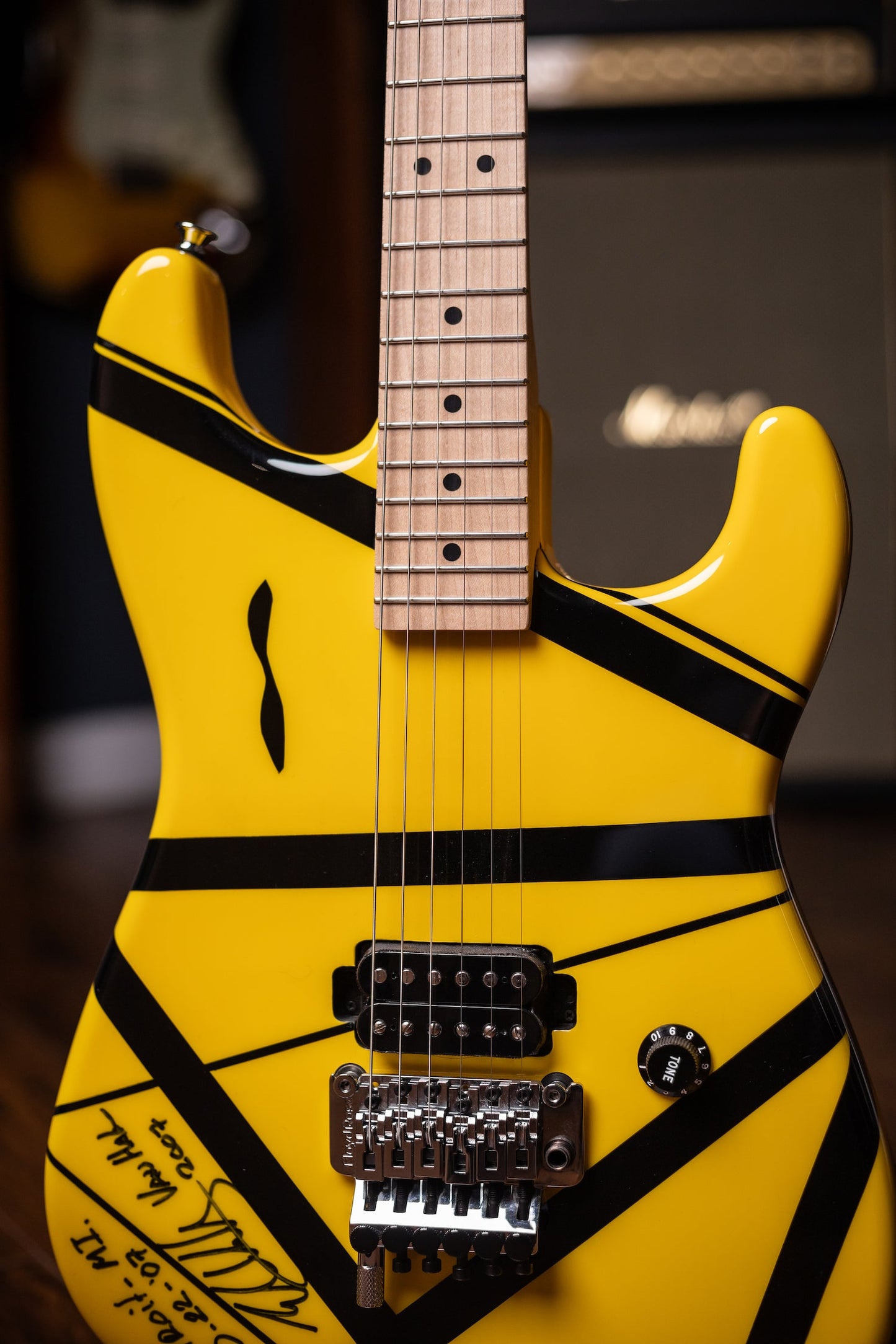 2007 Charvel EVH Striped Detroit - Yellow, Black