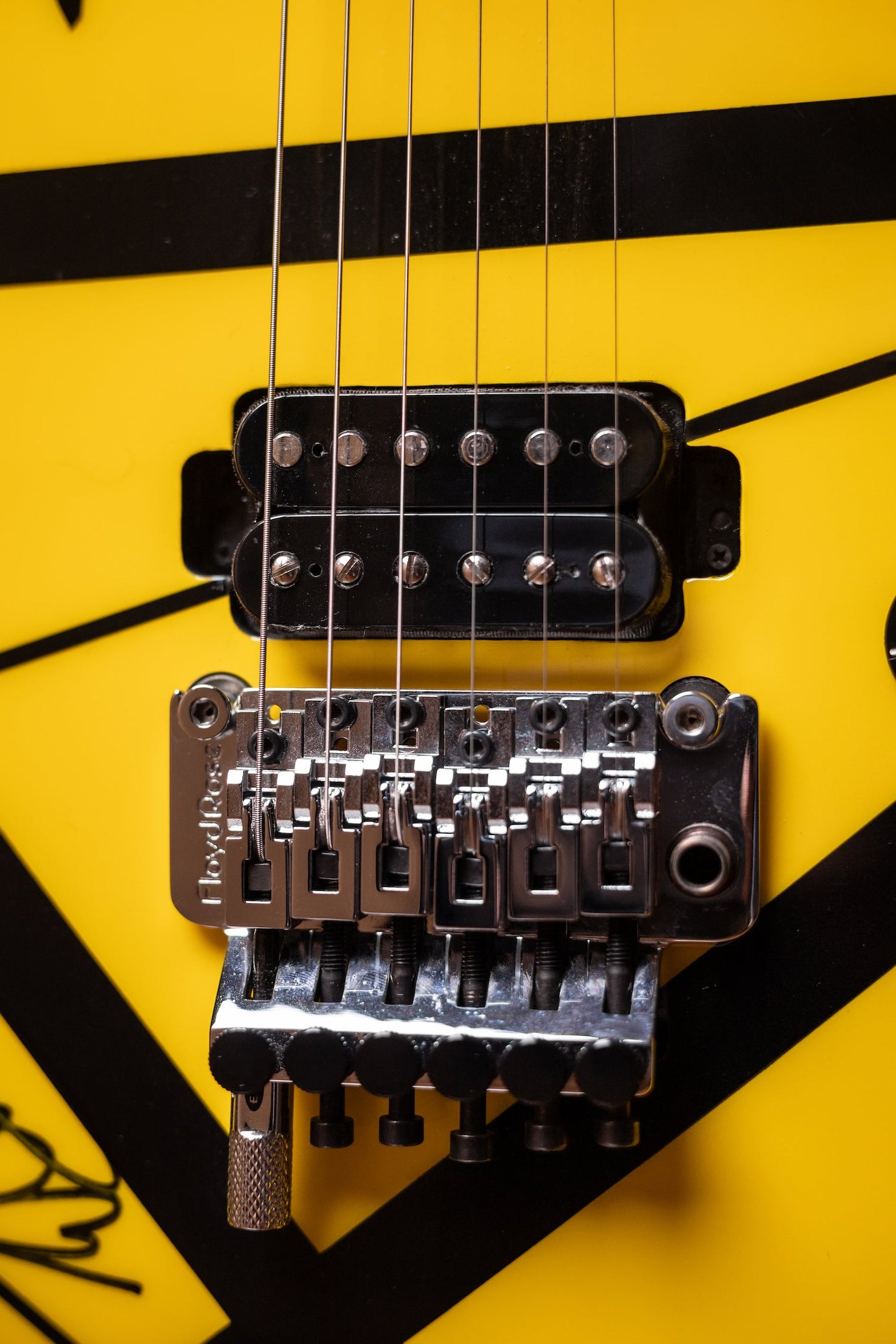 2007 Charvel EVH Striped Detroit - Yellow, Black