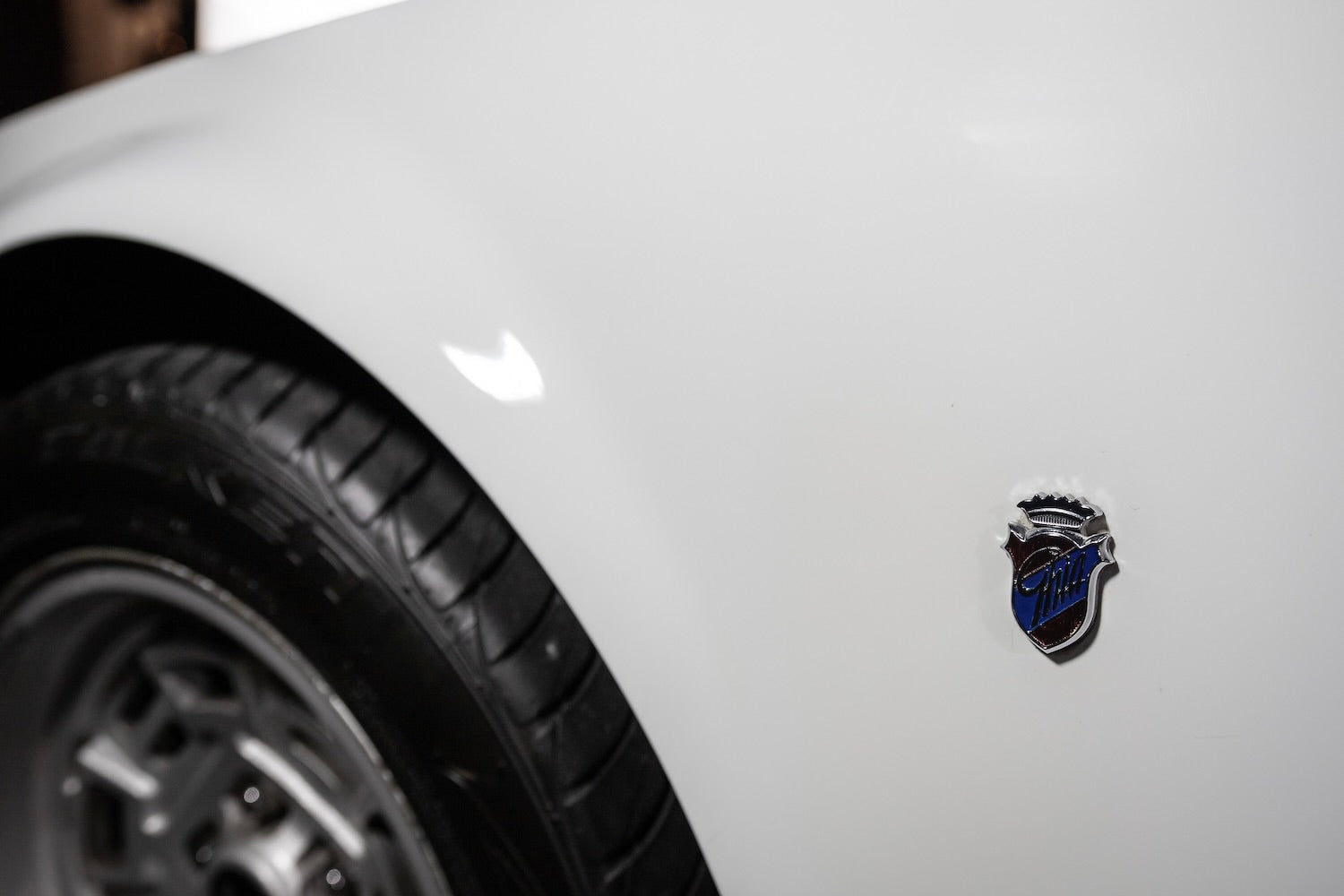 1972 De Tomaso Pantera White | SOLD
