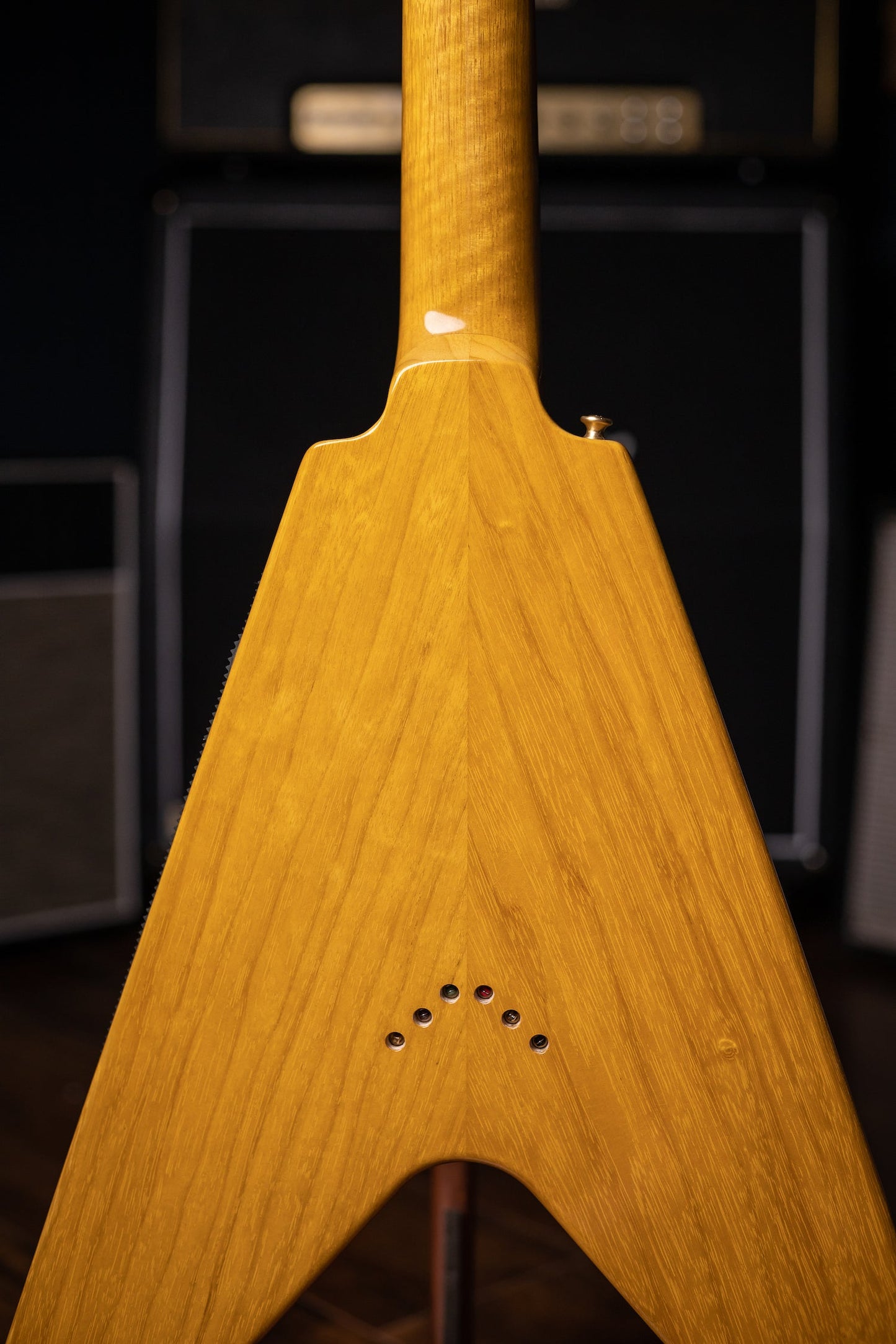 Gibson Custom Shop 1958 Korina Flying V Black Pickguard Electric Guitar - Natural