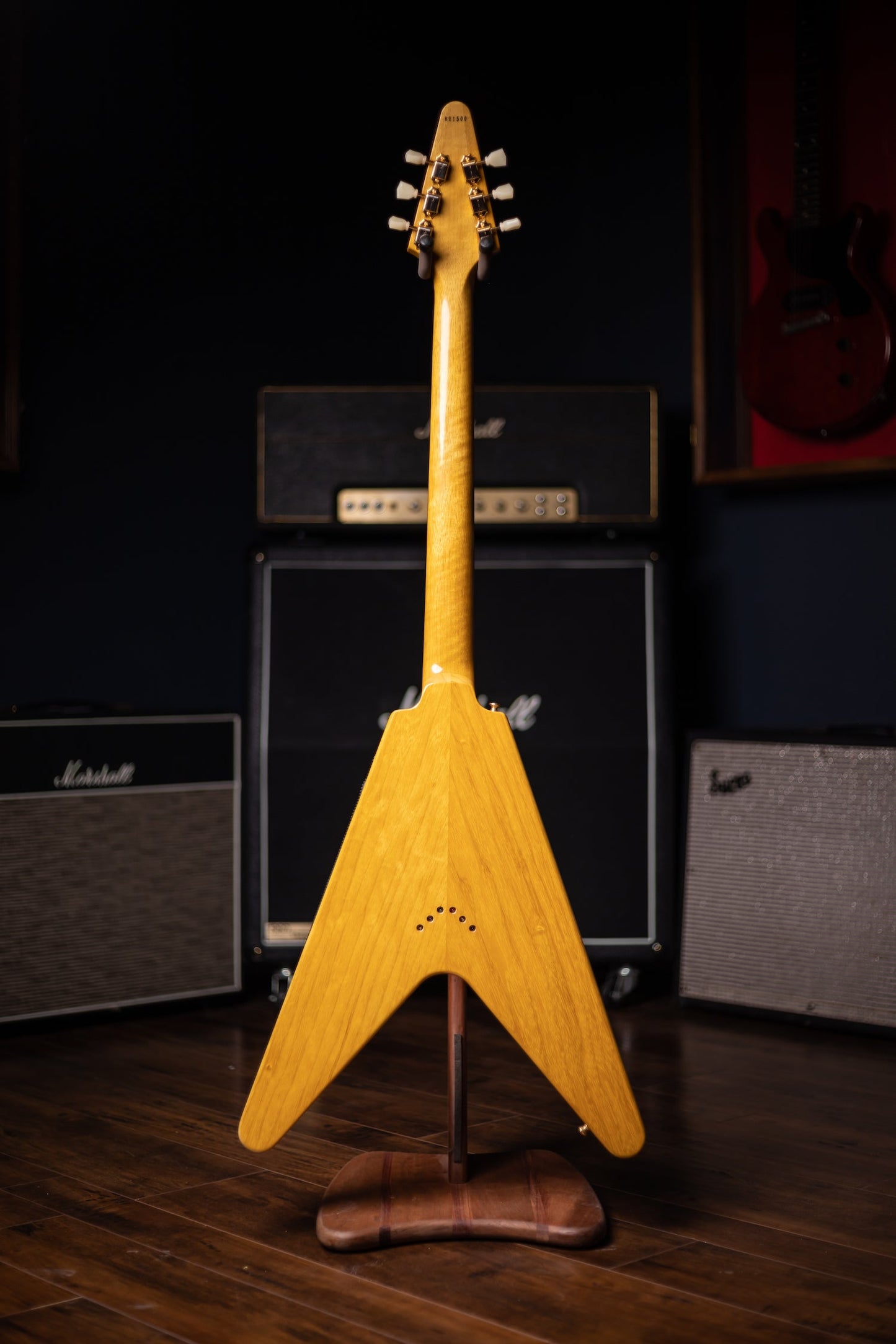 Gibson Custom Shop 1958 Korina Flying V Black Pickguard Electric Guitar - Natural