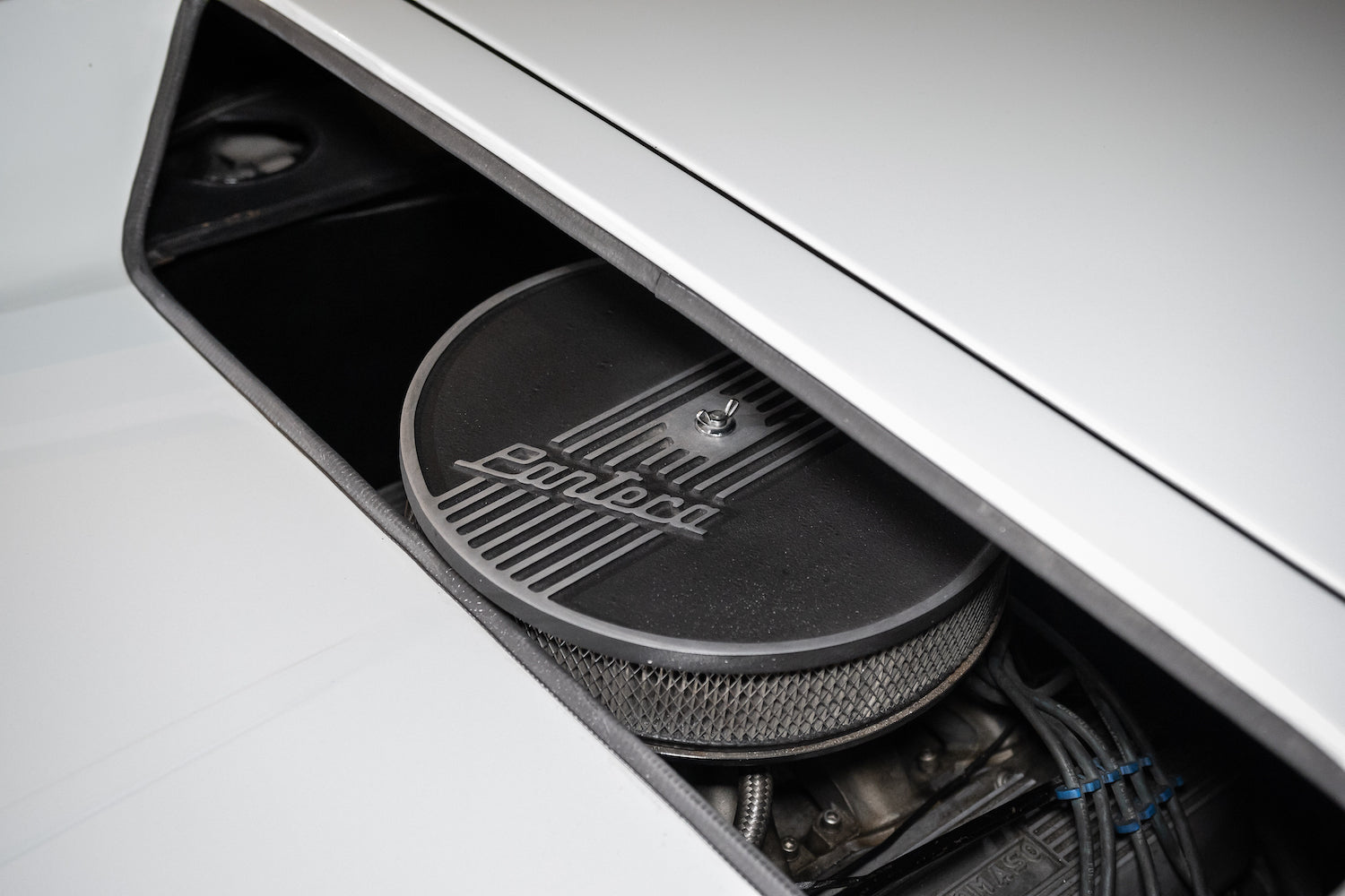 1972 De Tomaso Pantera White | SOLD