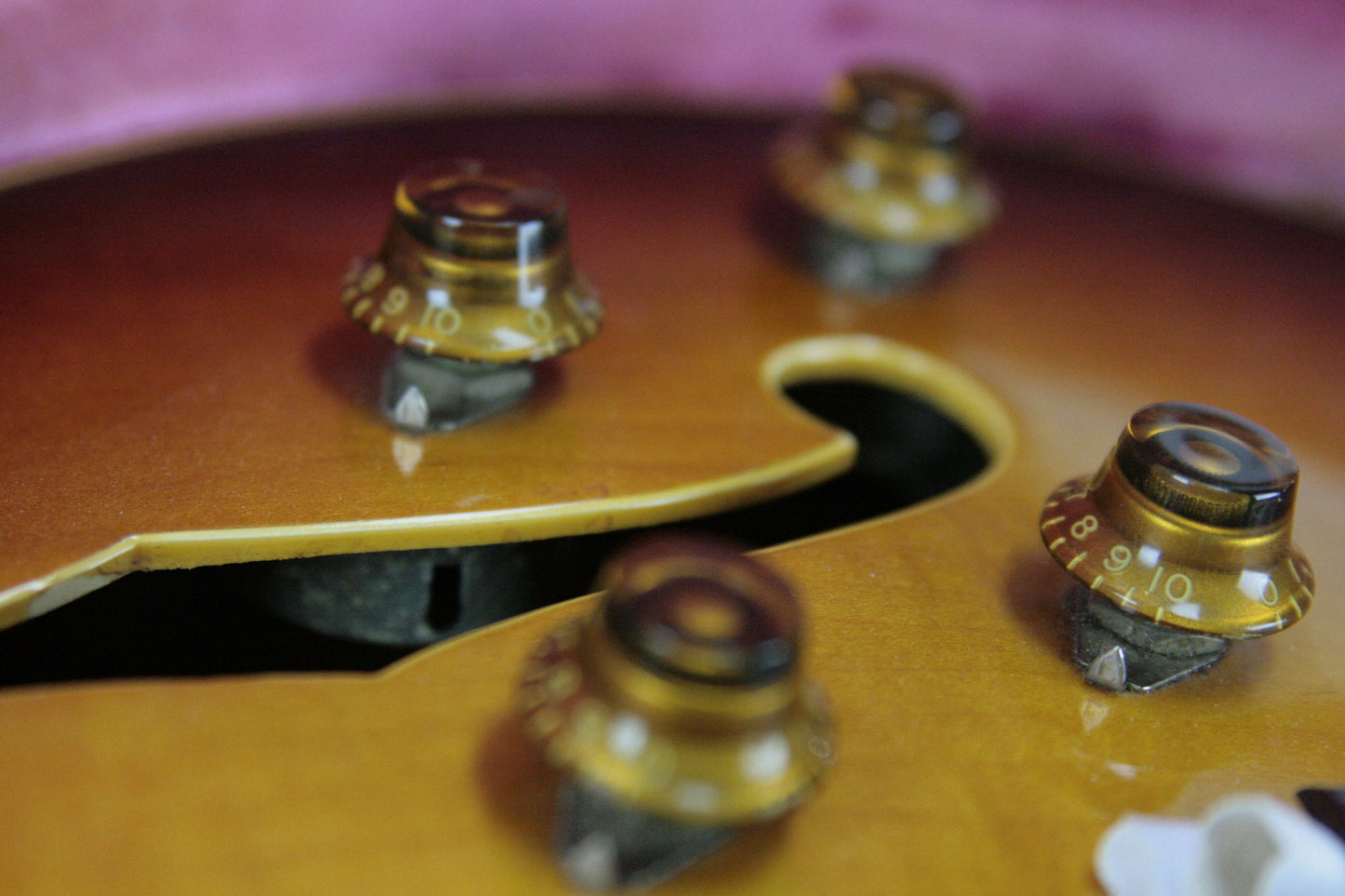 1957 Gibson ES-350T Sunburst! 2 PAF's, Sunburst, Light Flametop! Byrdland 335 355 345