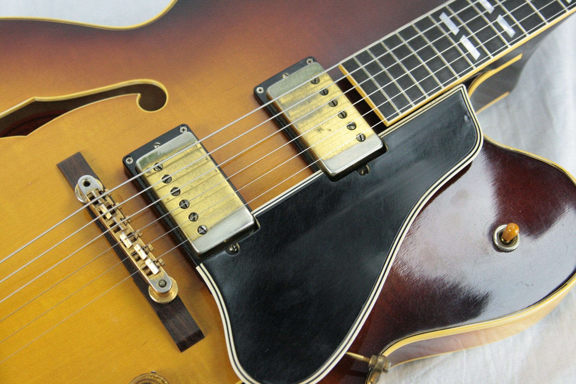 1957 Gibson ES-350T Sunburst! 2 PAF's, Sunburst, Light Flametop! Byrdland 335 355 345