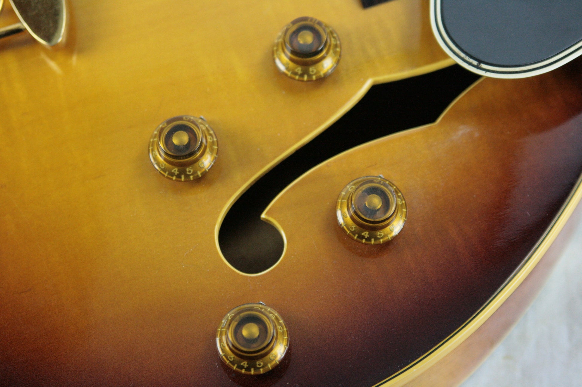 1957 Gibson ES-350T Sunburst! 2 PAF's, Sunburst, Light Flametop! Byrdland 335 355 345